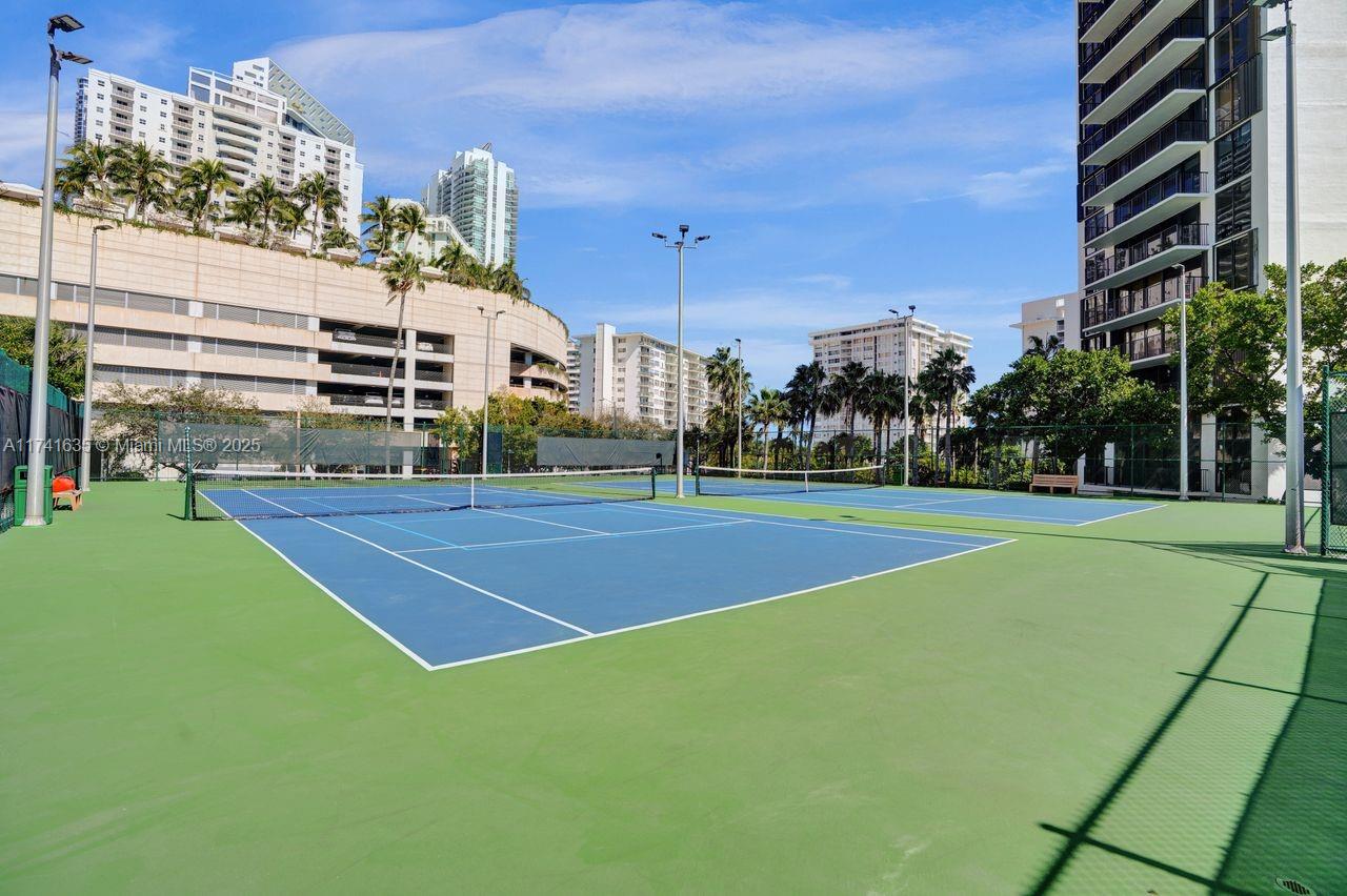 Miami, Florida, 33131, United States, 2 Bedrooms Bedrooms, ,2 BathroomsBathrooms,Residential,For Sale,1705612