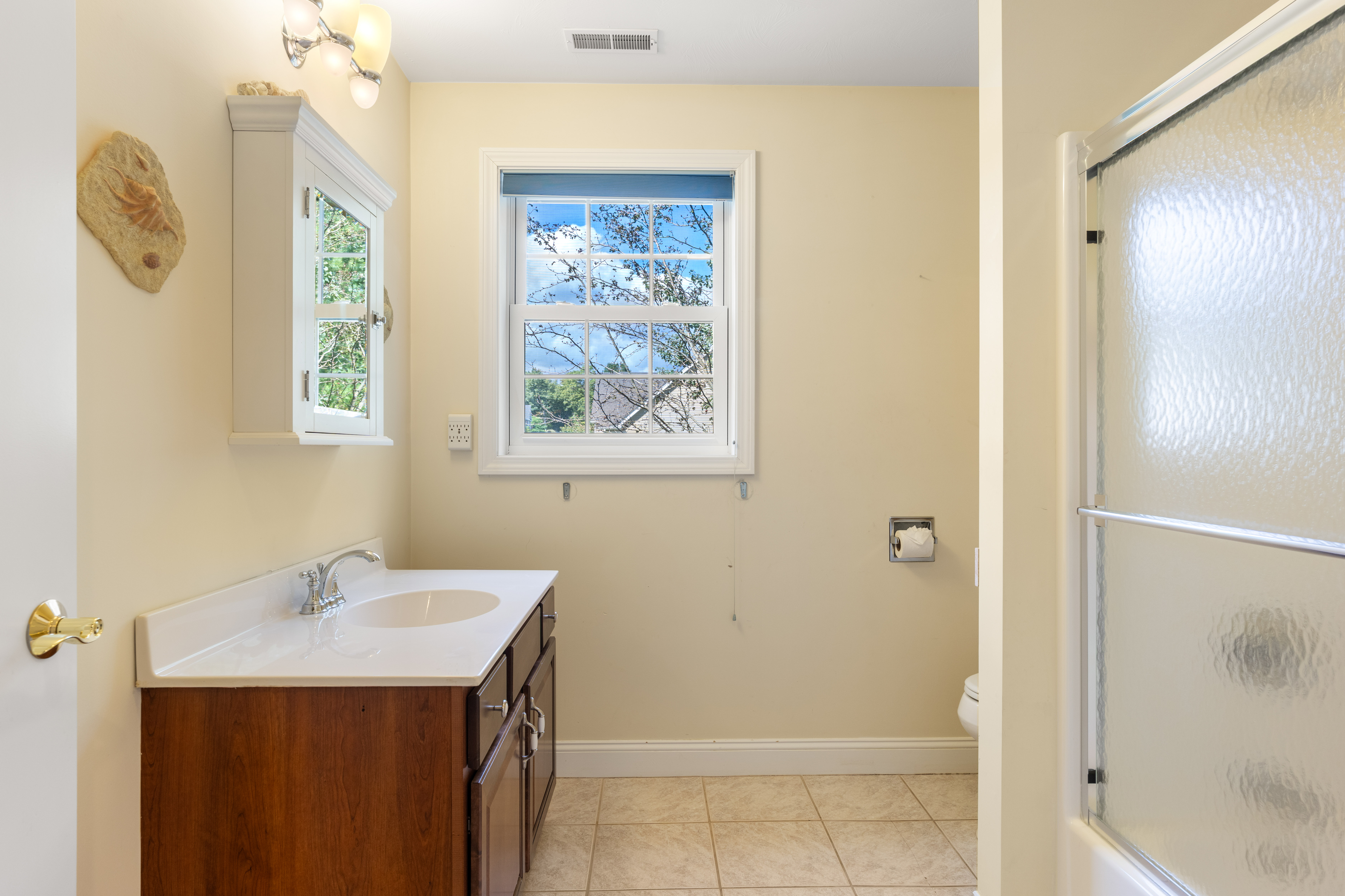  21 Steinbeck Street, Tyngsborough, MA, 01879 - 物件實景