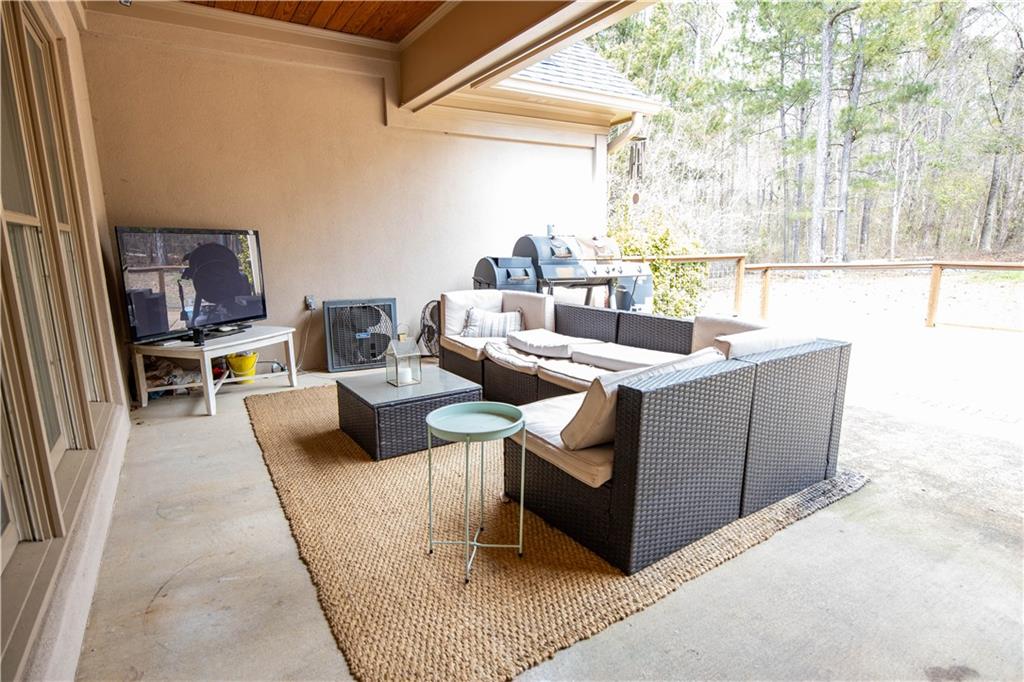 Smiths Station, Alabama, 36877, United States, 4 Bedrooms Bedrooms, ,3 BathroomsBathrooms,Residential,For Sale,1737449