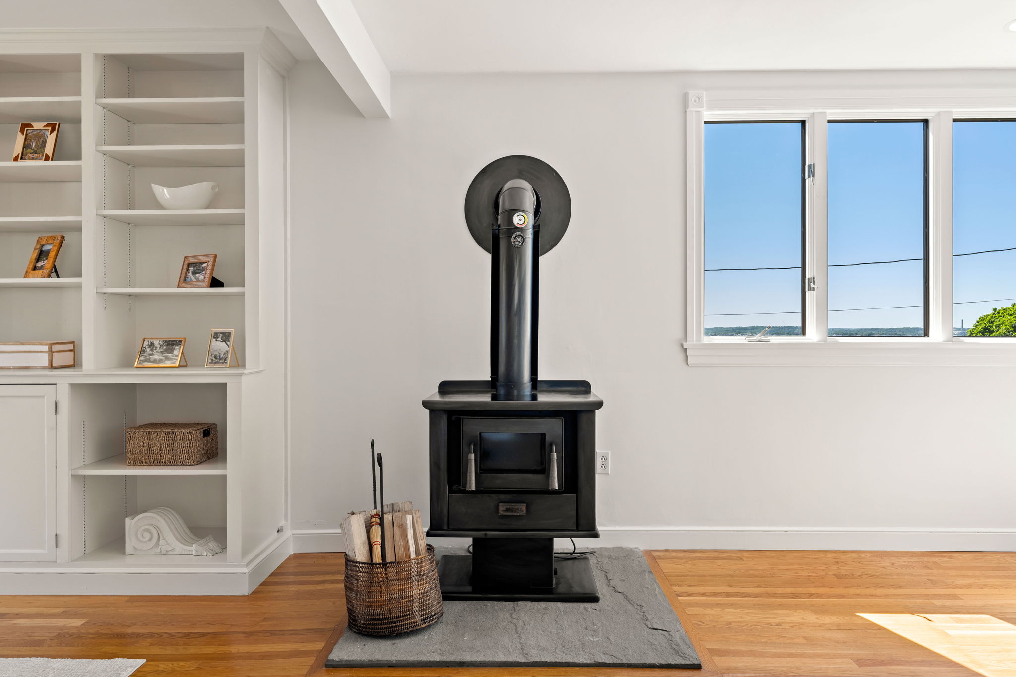  26 Karolyn Circle, Nahant, MA, 01908 - 物件實景