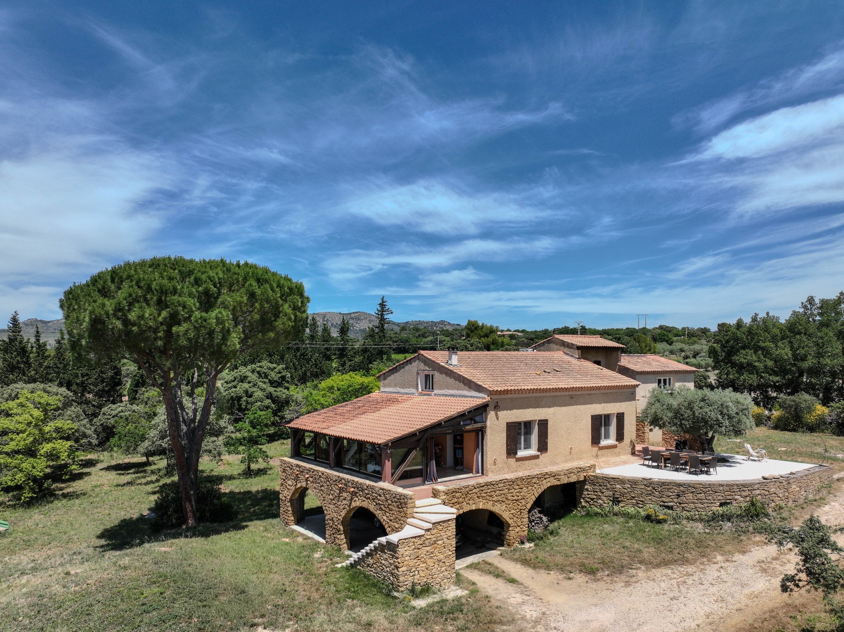  Exceptional Provençal Property with Panoramic Views of the Dentelles de Montmir… - 物件實景