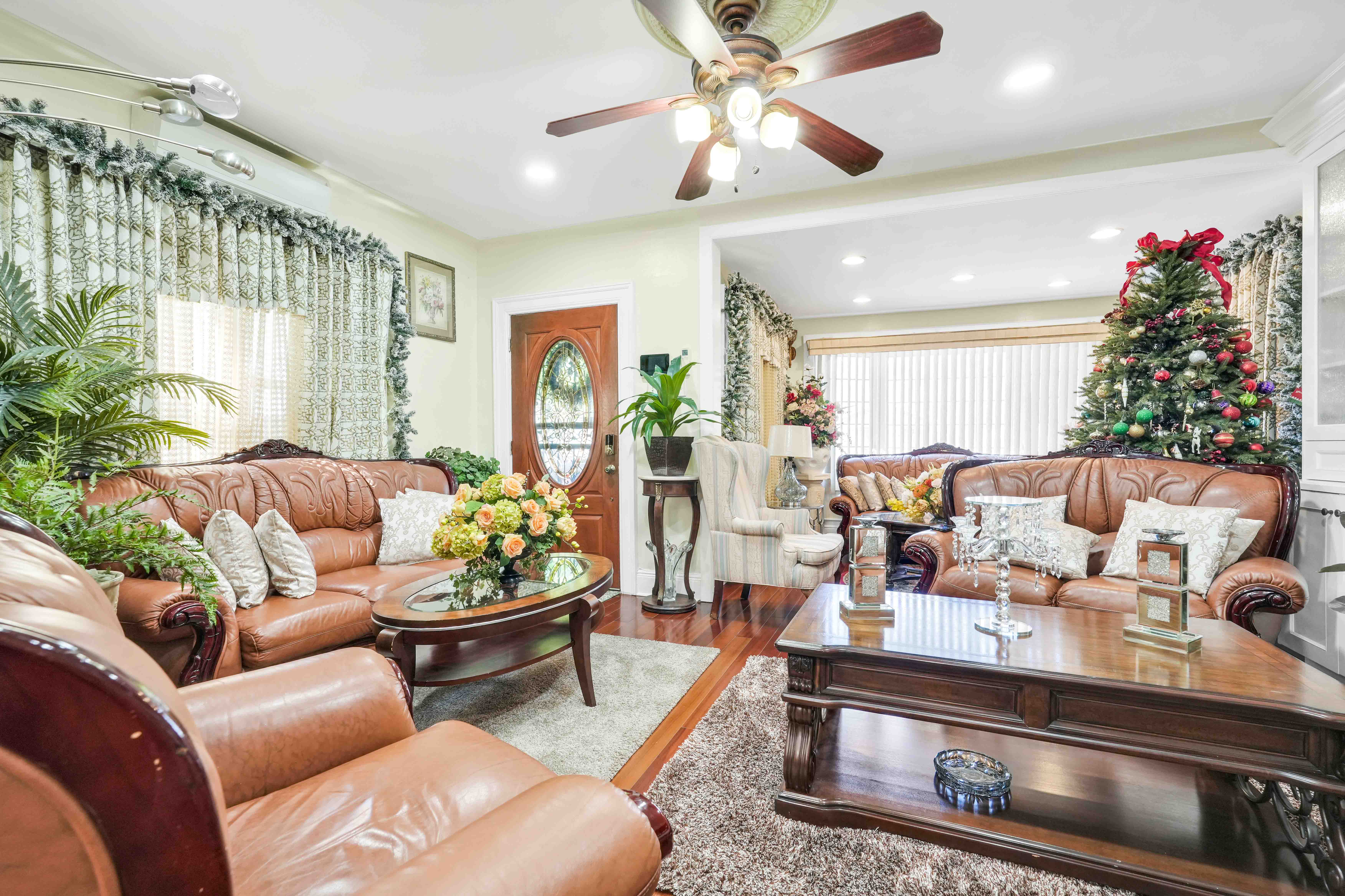Queens Village, New York, 11429, United States, 4 Bedrooms Bedrooms, ,3 BathroomsBathrooms,Residential,For Sale,2048464