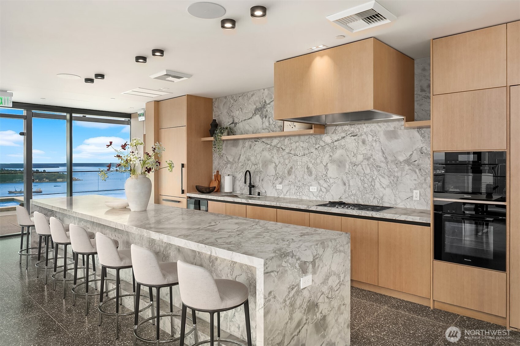 Seattle, Washington, 98101, United States, 1 Bedroom Bedrooms, ,1 BathroomBathrooms,Residential,For Sale,1873895