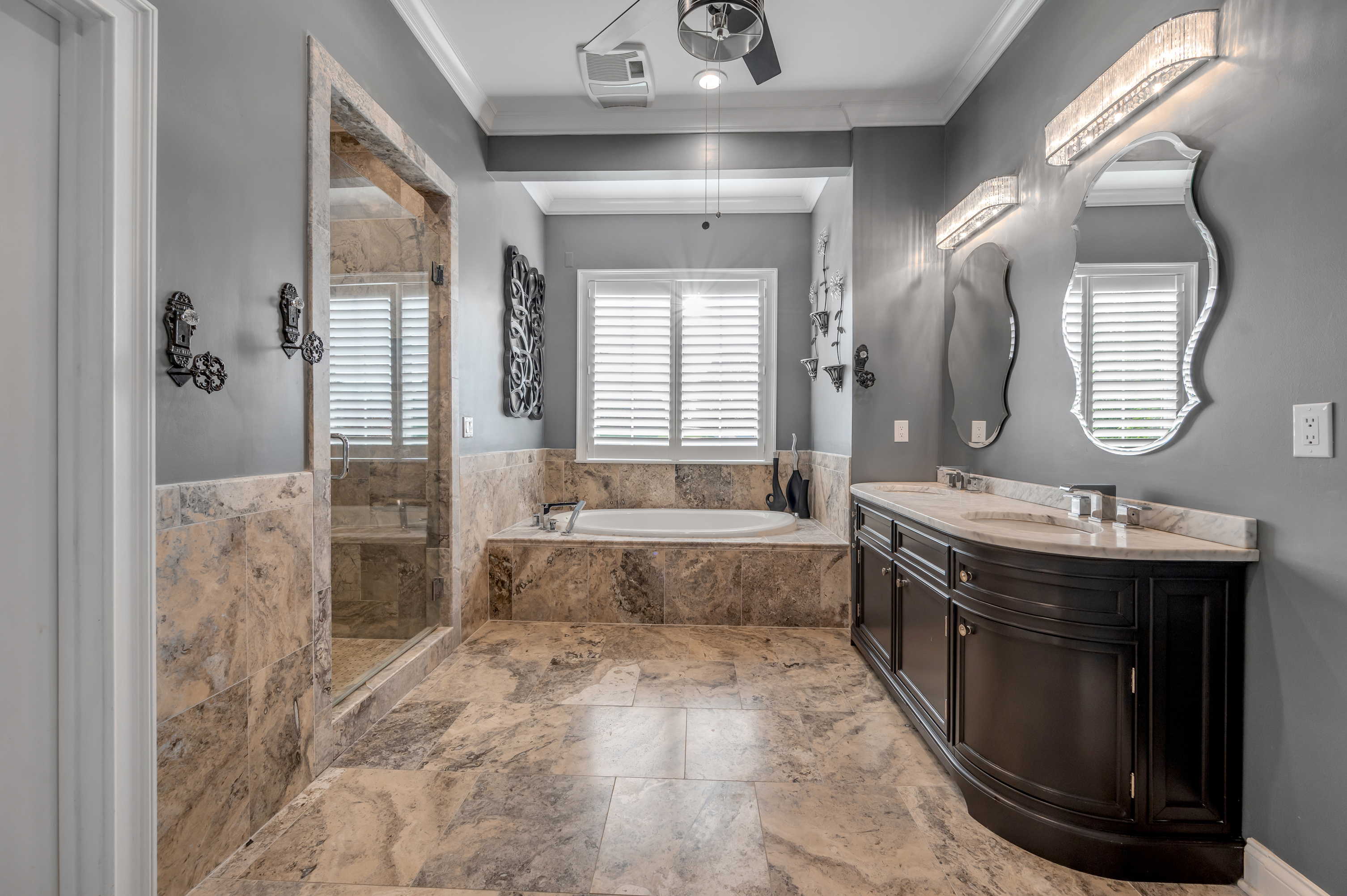  315 Whispering Brook Drive - 物件實景