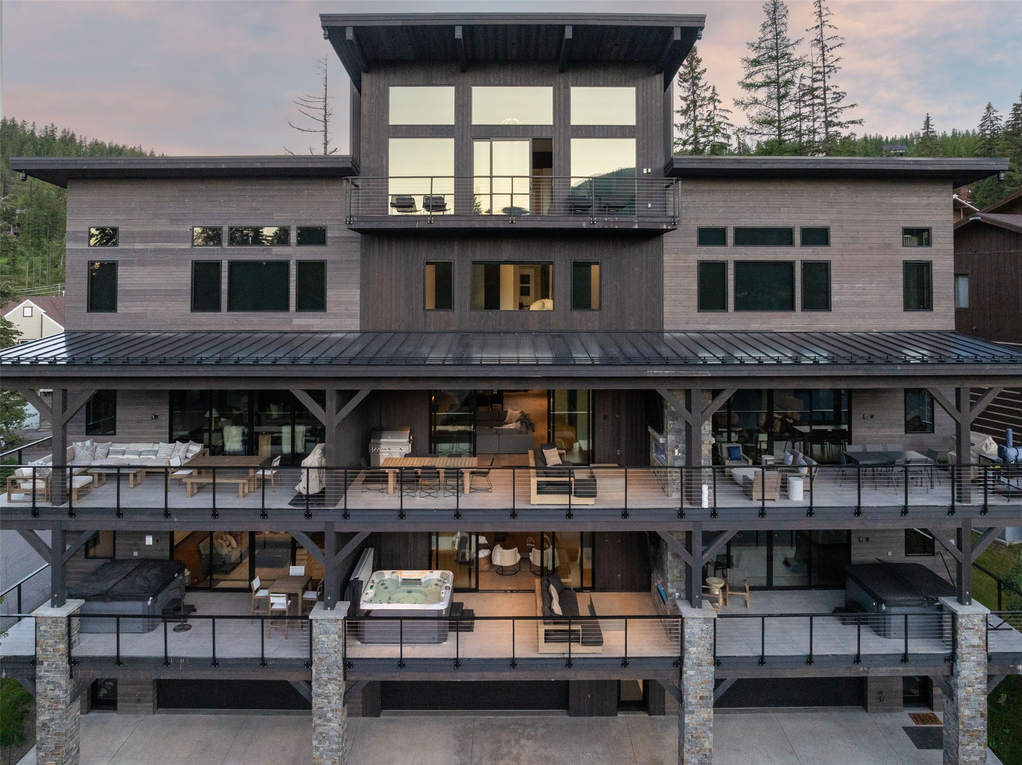  3812 Tamarack Avenue, B - 物件實景