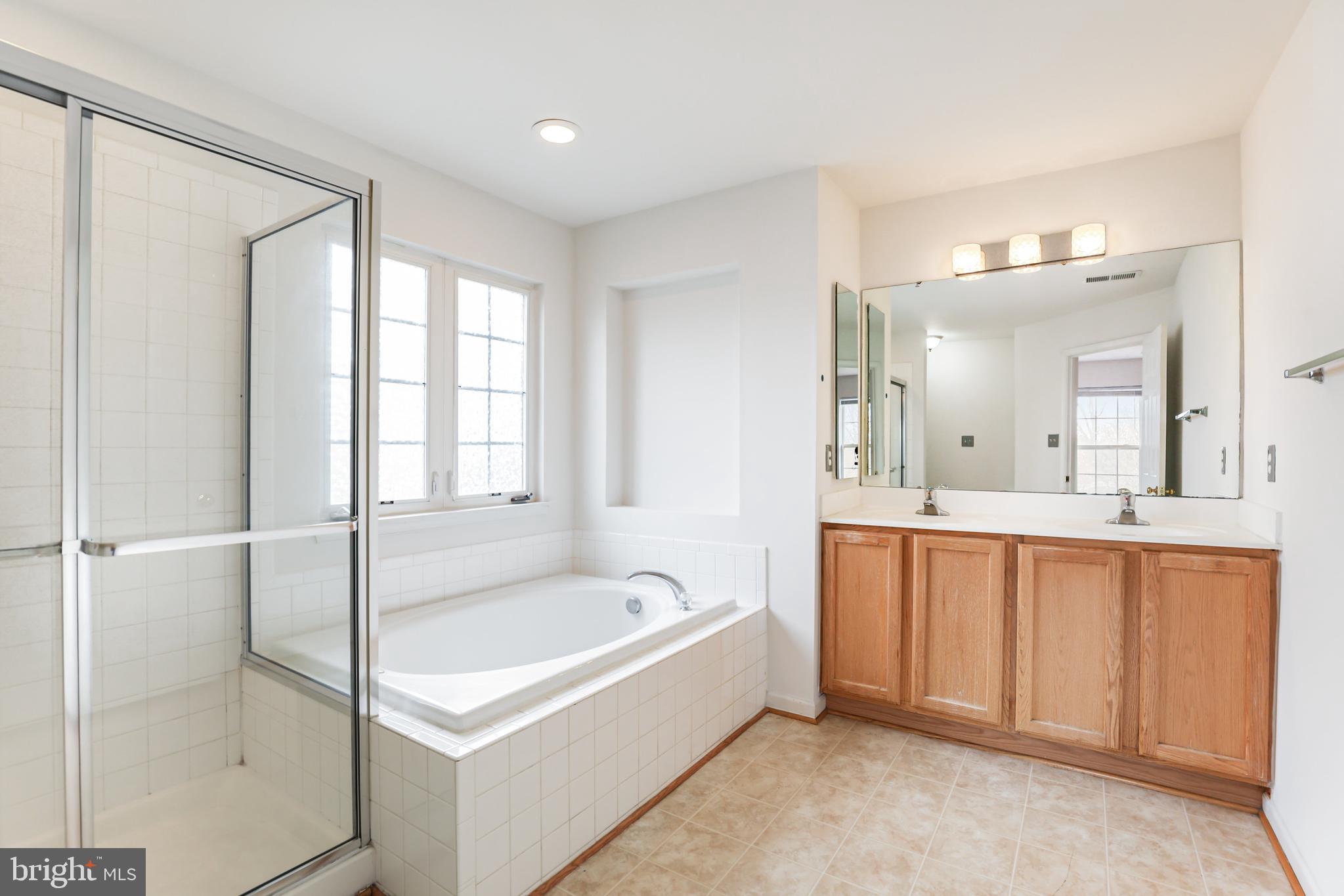 Fredericksburg, Virginia, 22407, United States, 4 Bedrooms Bedrooms, ,3 BathroomsBathrooms,Residential,For Sale,2002527