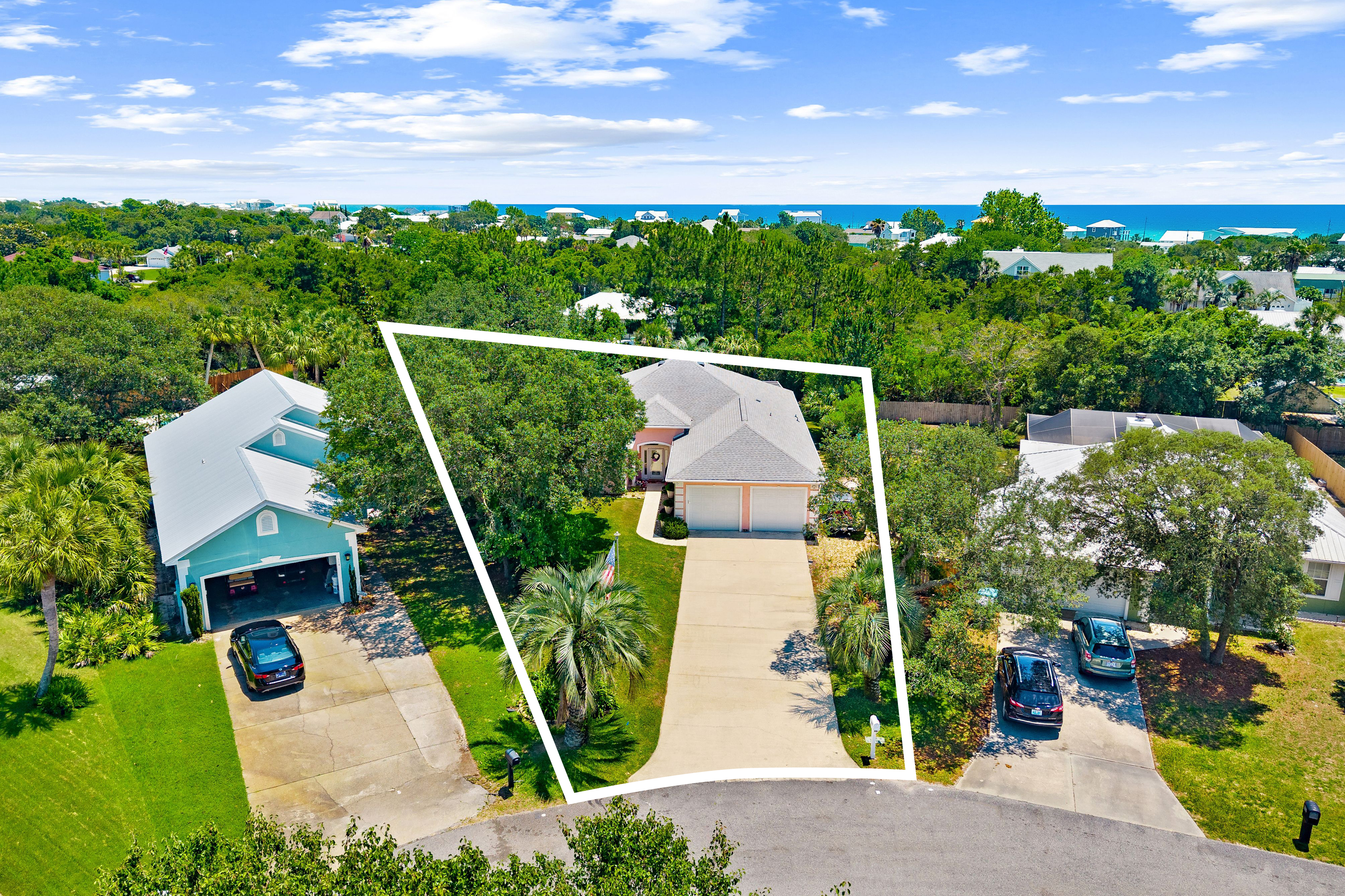  West End Panama City Beach Home with Pool & Short Distance to the Beach - 物件實景