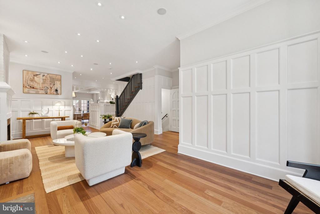Washington, District of Columbia, 20009, United States, 4 Bedrooms Bedrooms, ,4 BathroomsBathrooms,Residential,For Sale,1902983