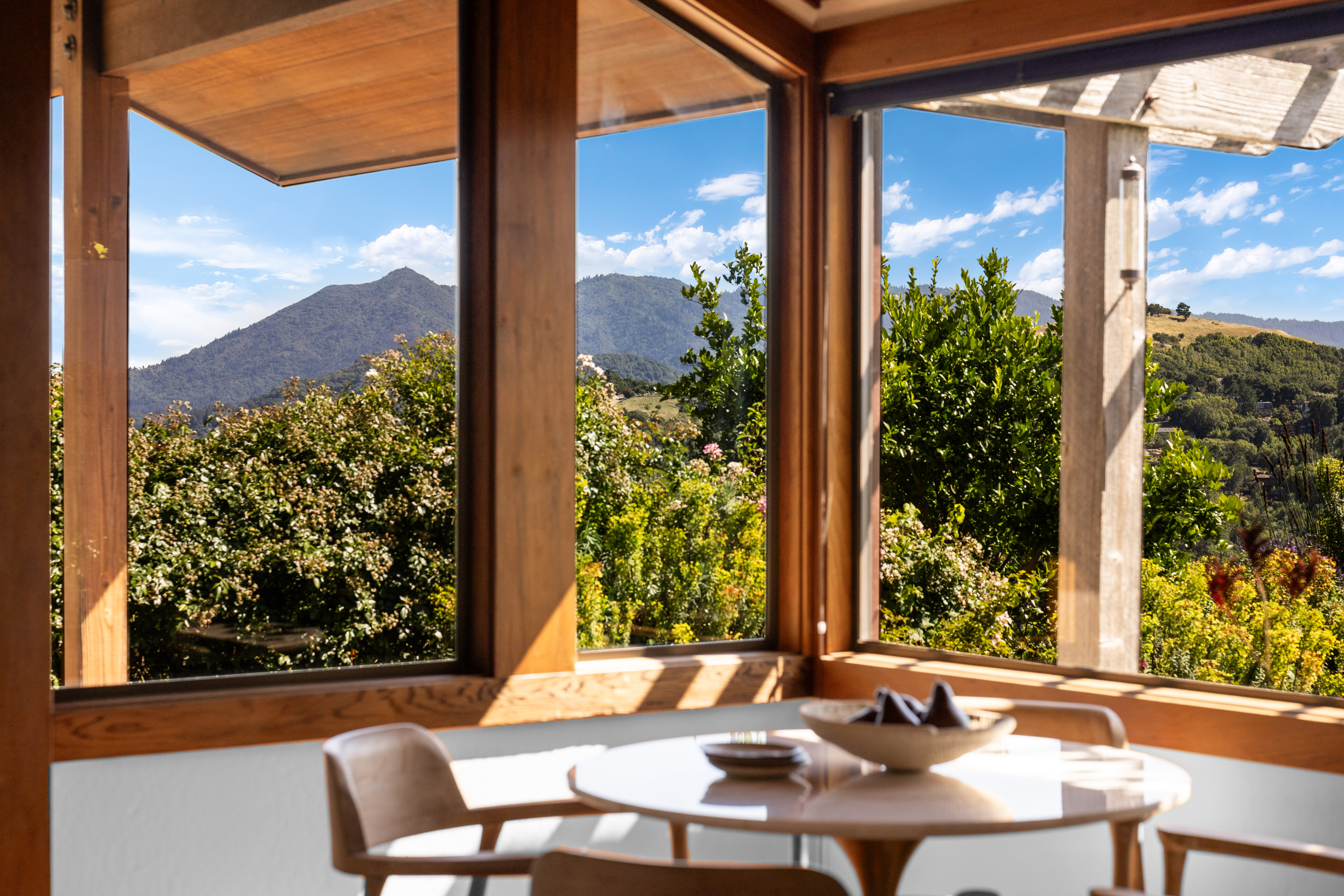  Secluded San Anselmo Estate With 270 Degree Panoramic Views On Almost Four Acres - 物件實景