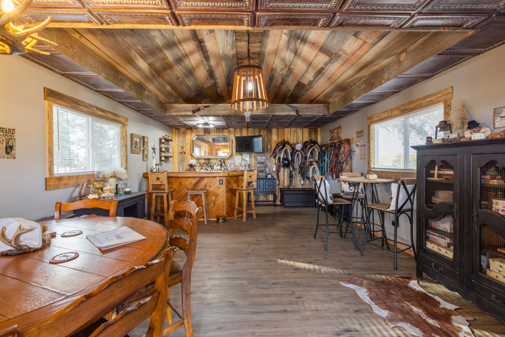 CHILOQUIN, Oregon, 97624, United States, 3 Bedrooms Bedrooms, ,3 BathroomsBathrooms,Residential,For Sale,1974697