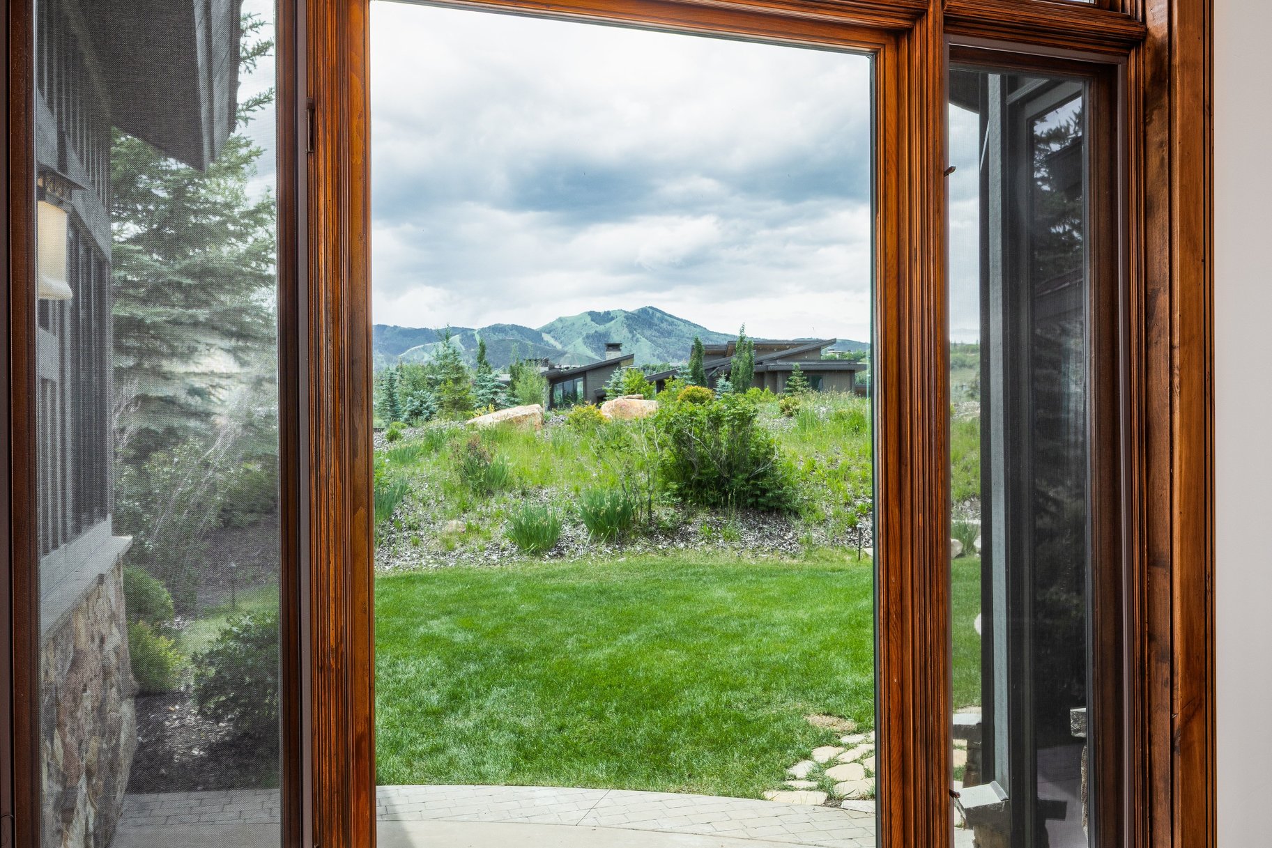  Spacious Glenwild Home with Resort Views, Private Guest Suite and Expansive Yard - 物件實景