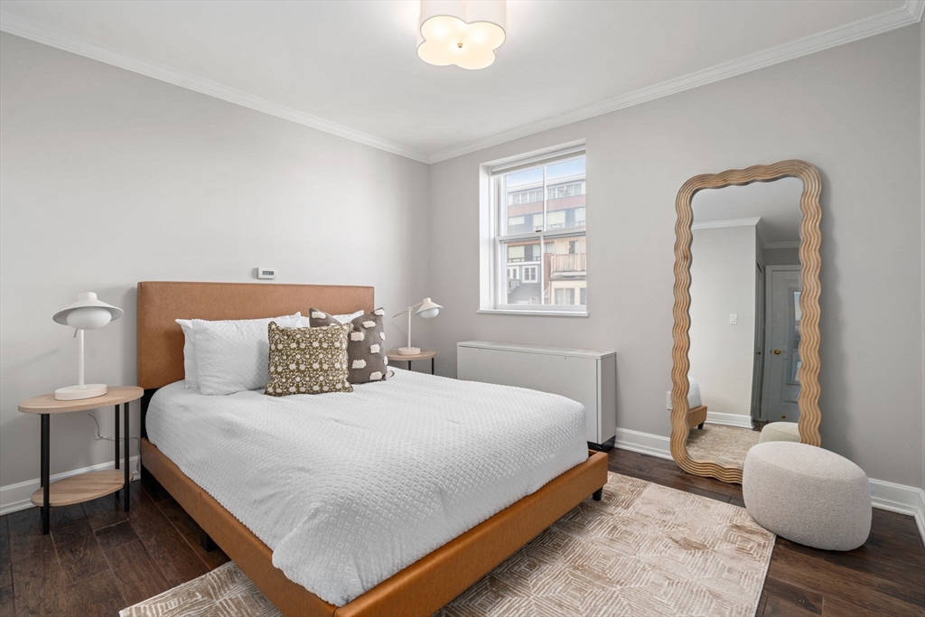 Boston, Massachusetts, 02114, United States, 2 Bedrooms Bedrooms, ,1 BathroomBathrooms,Residential,For Sale,1838865