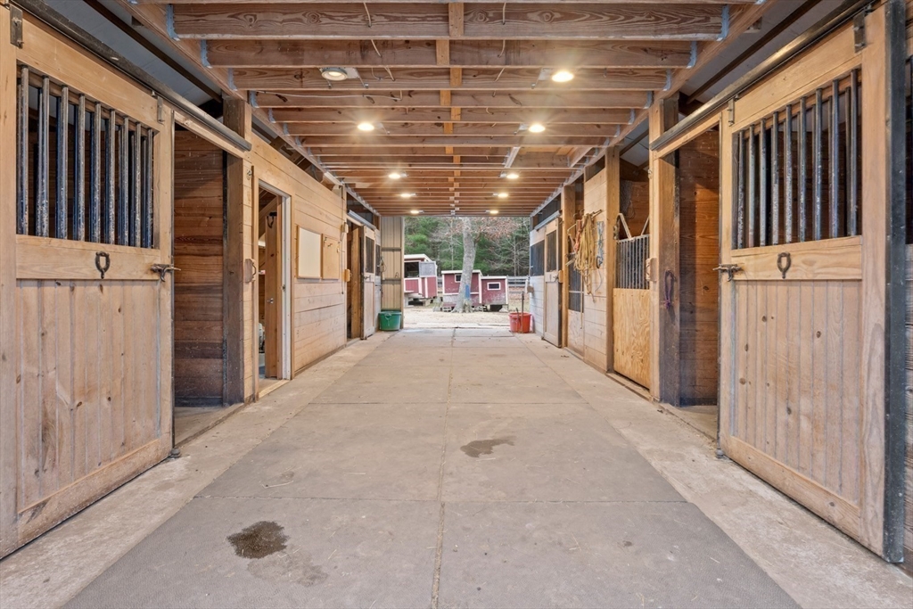 Sandwich, Massachusetts, 02563, United States, 2 Bedrooms Bedrooms, ,1 BathroomBathrooms,Residential,For Sale,1794763