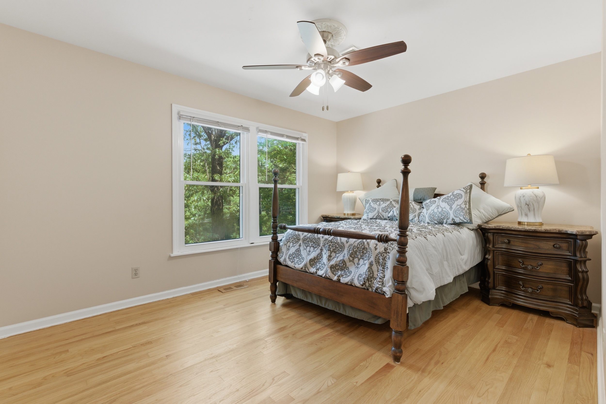  3002 Barcody Circle SE - 物件實景