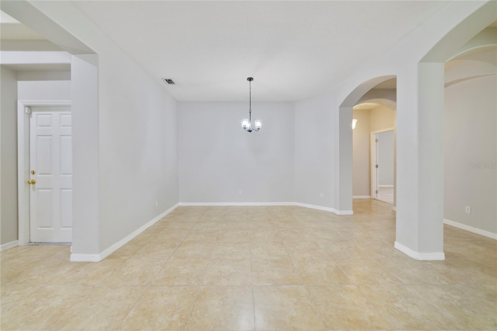 WINDERMERE, Florida, 34786, United States, 4 Bedrooms Bedrooms, ,3 BathroomsBathrooms,Residential,For Sale,1888197