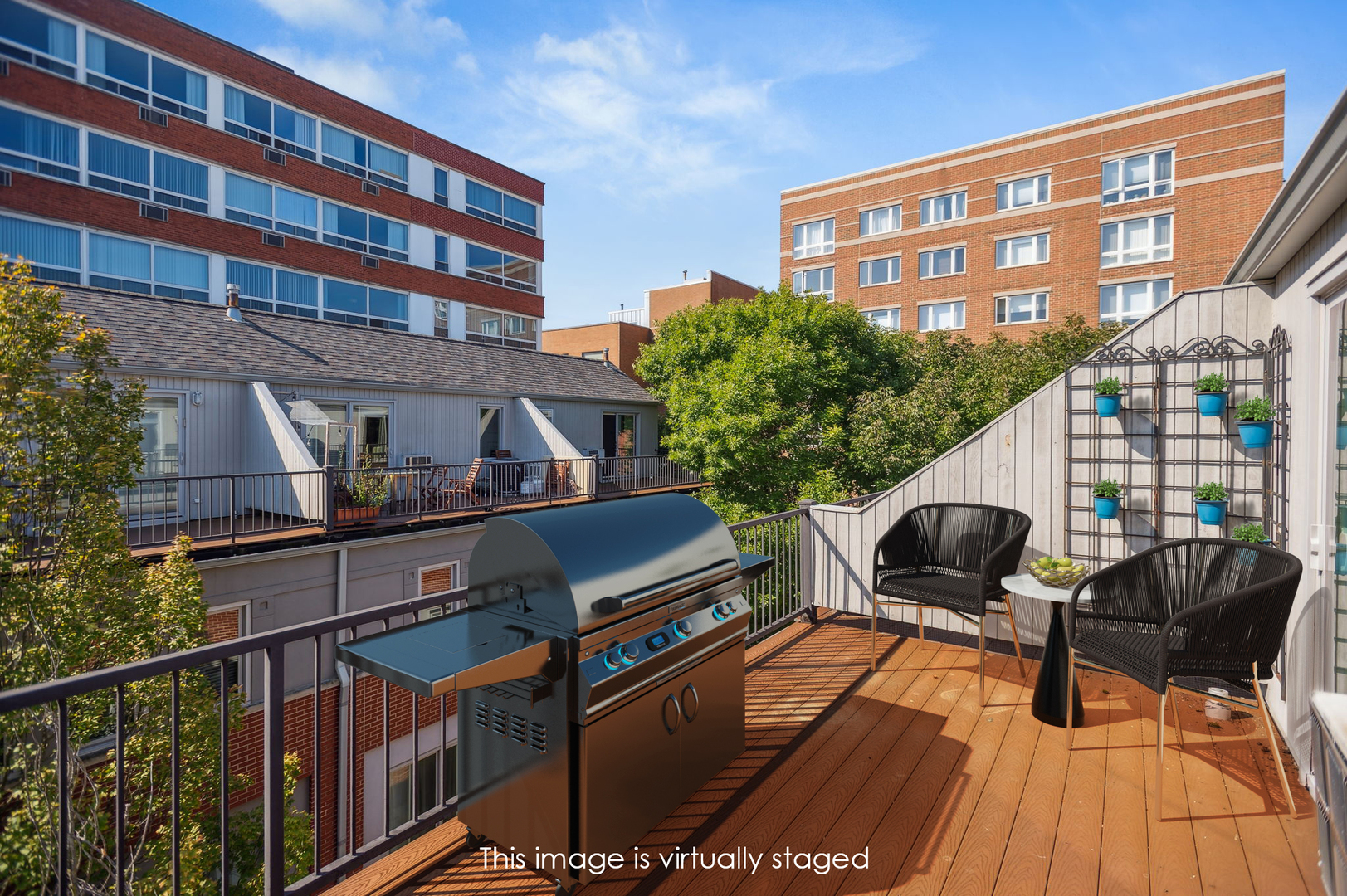 Evanston, Illinois, 60202, United States, 3 Bedrooms Bedrooms, ,3 BathroomsBathrooms,Residential,For Sale,1947564