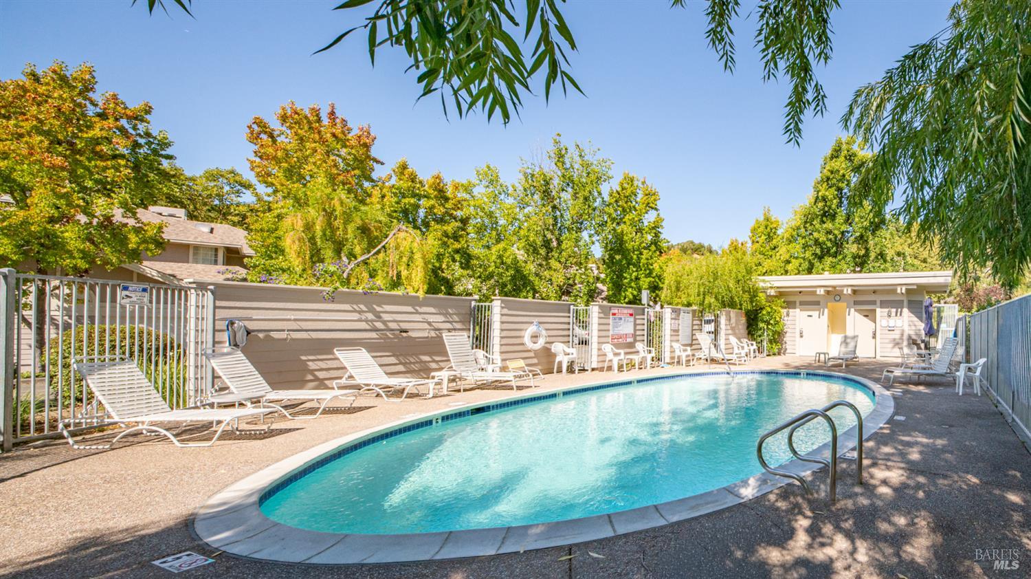 Novato, California, 94945, United States, 2 Bedrooms Bedrooms, ,1 BathroomBathrooms,Residential,For Sale,1958770