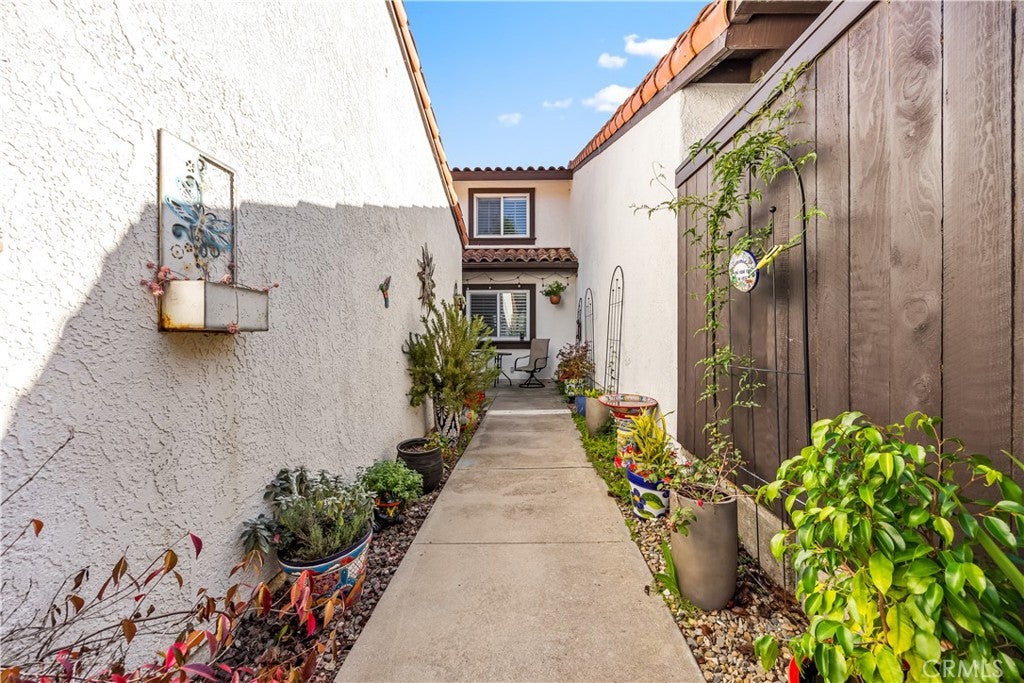 Lompoc, California, 93436, United States, 2 Bedrooms Bedrooms, ,3 BathroomsBathrooms,Residential,For Sale,1998544