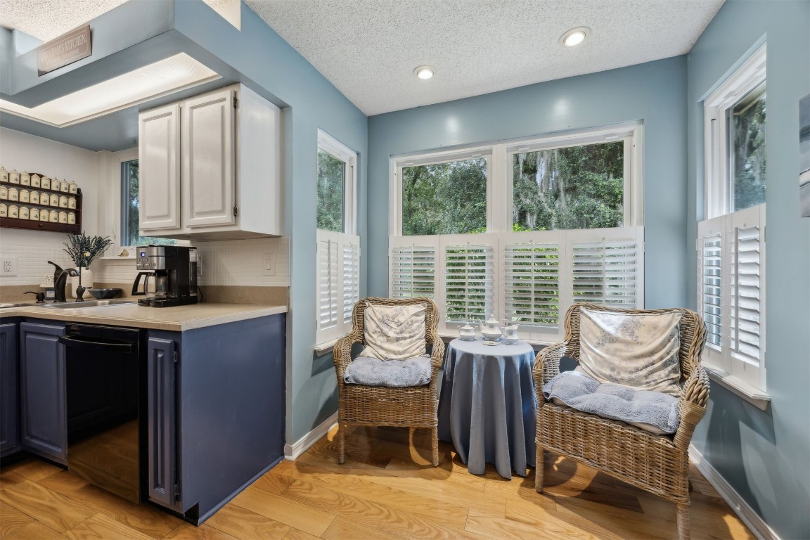 Fernandina Beach, Florida, 32034, United States, 3 Bedrooms Bedrooms, ,2 BathroomsBathrooms,Residential,For Sale,1985756