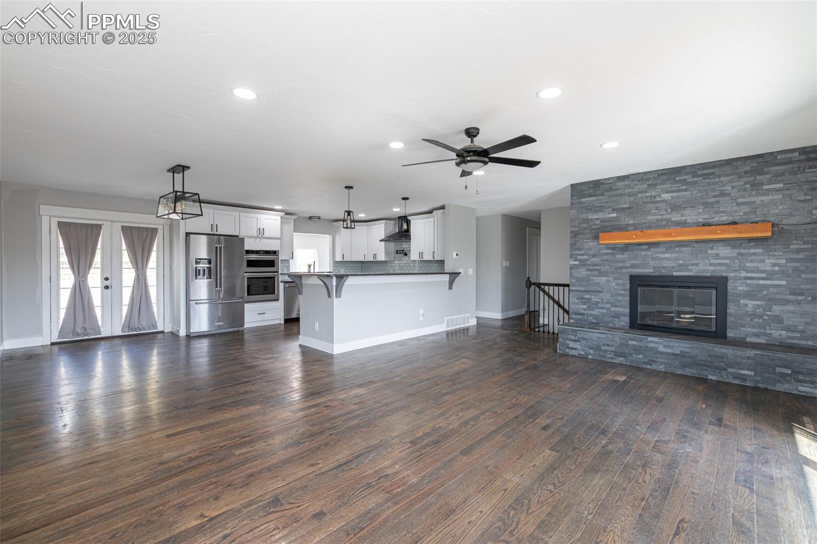 Monument, Colorado, 80132, United States, 4 Bedrooms Bedrooms, ,3 BathroomsBathrooms,Residential,For Sale,1930113