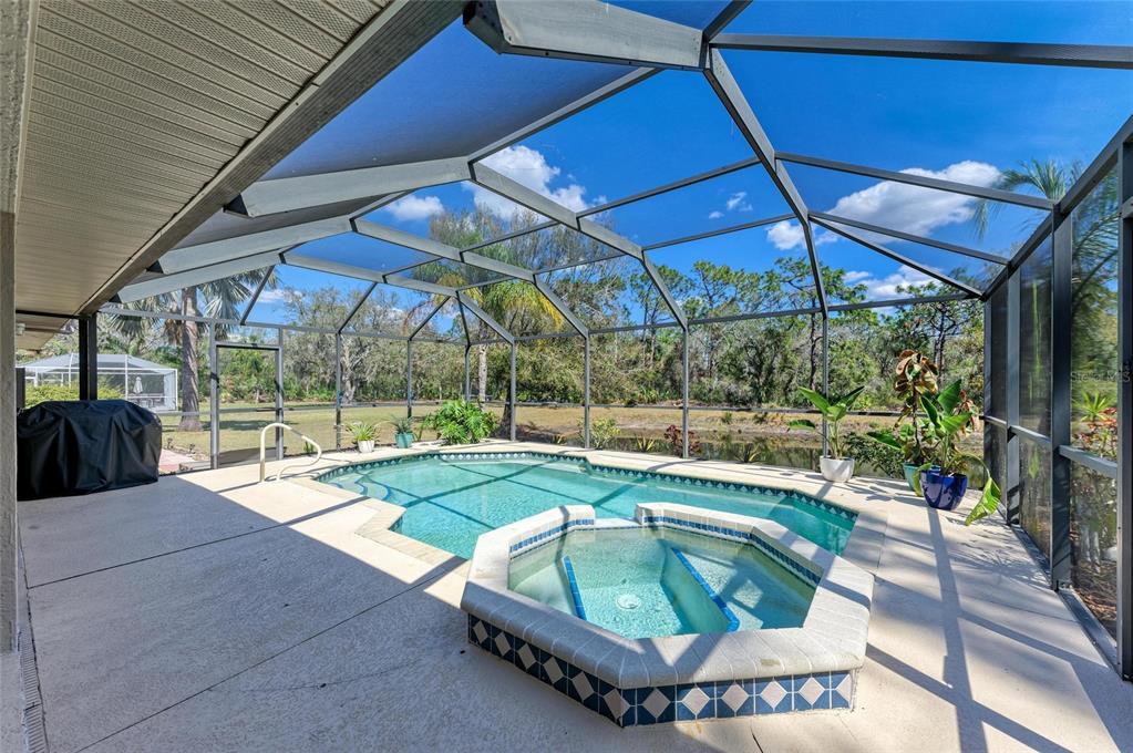 Bradenton, Florida, 34212, United States, 3 Bedrooms Bedrooms, ,2 BathroomsBathrooms,Residential,For Sale,1751964