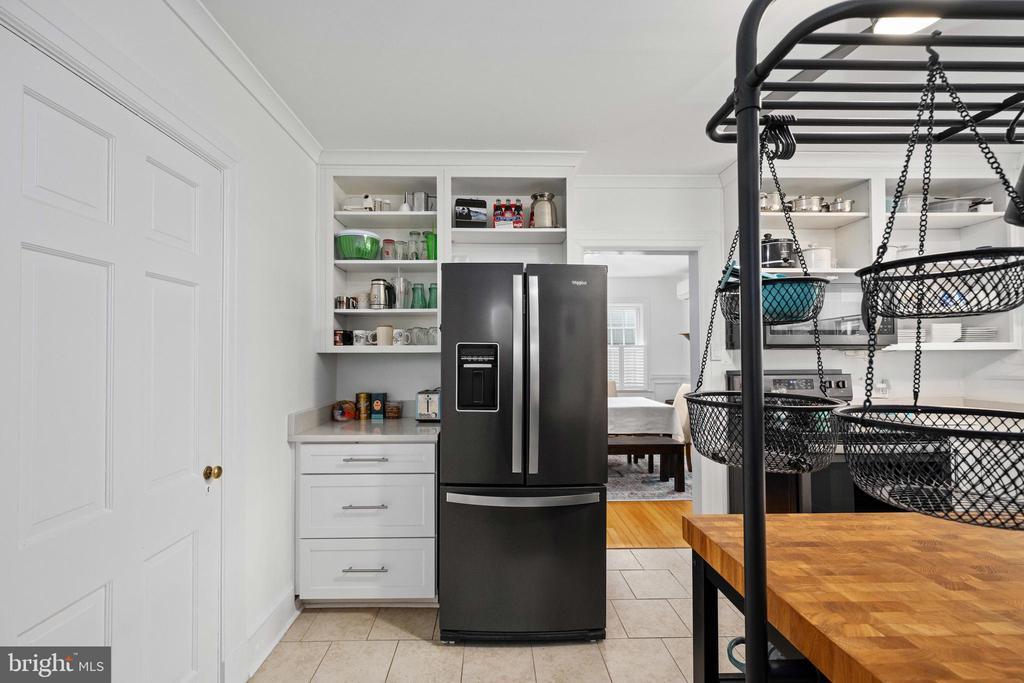 Fredericksburg, Virginia, 22401, United States, 3 Bedrooms Bedrooms, ,3 BathroomsBathrooms,Residential,For Sale,1993383