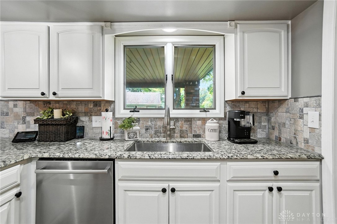 Camden, Ohio, 45311, United States, 3 Bedrooms Bedrooms, ,2 BathroomsBathrooms,Residential,For Sale,1866121