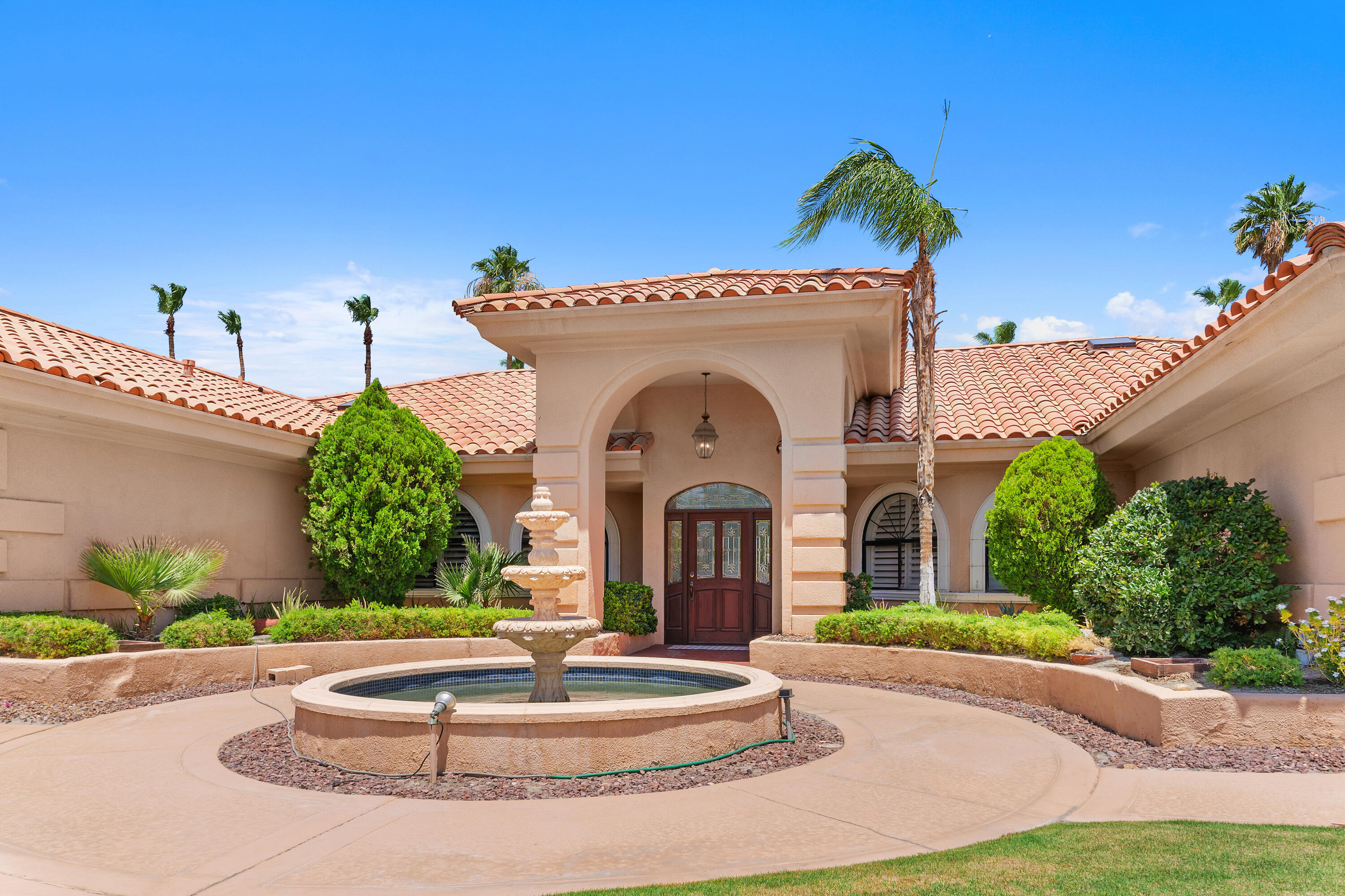 Palm Desert, California, 92211, United States, 4 Bedrooms Bedrooms, ,5 BathroomsBathrooms,Residential,For Sale,1857873