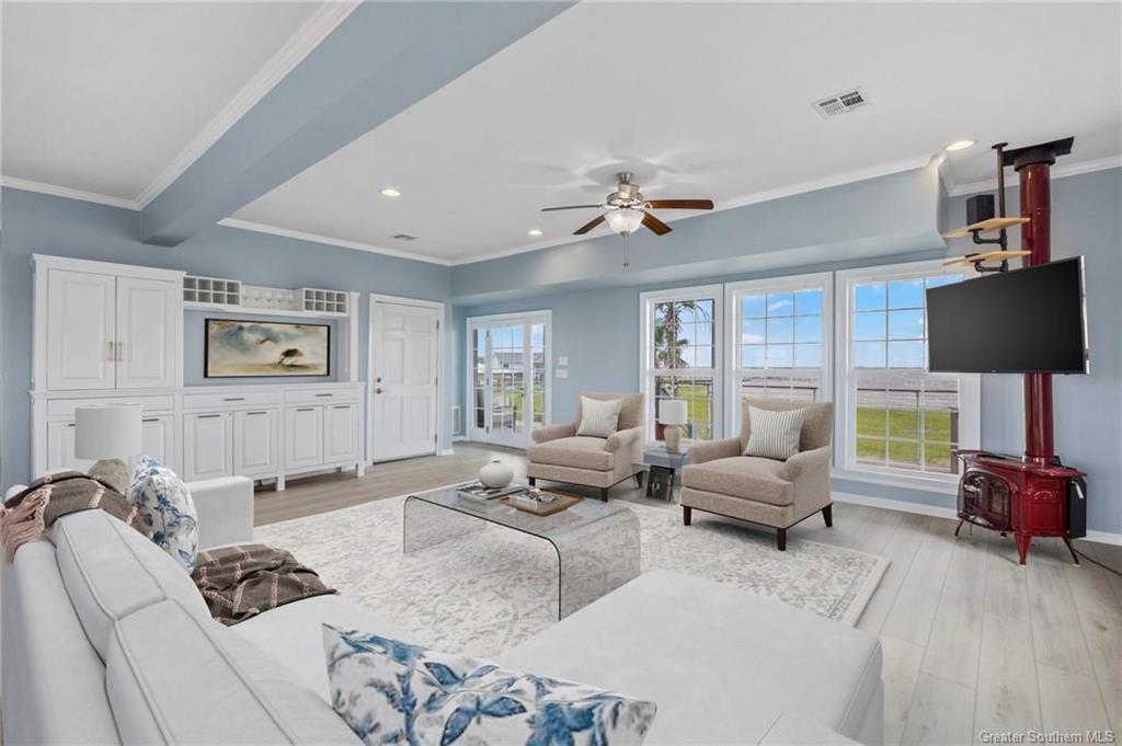 Lake Charles, Louisiana, 70605, United States, 3 Bedrooms Bedrooms, ,4 BathroomsBathrooms,Residential,For Sale,2031142