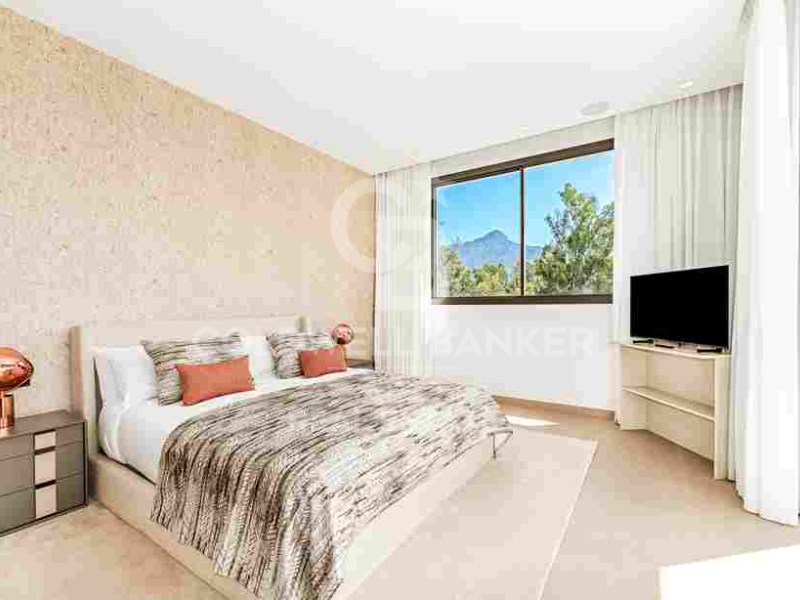 Marbella, Andalusia, ES, 4 Bedrooms Bedrooms, ,4 BathroomsBathrooms,Residential,For Sale,1793222