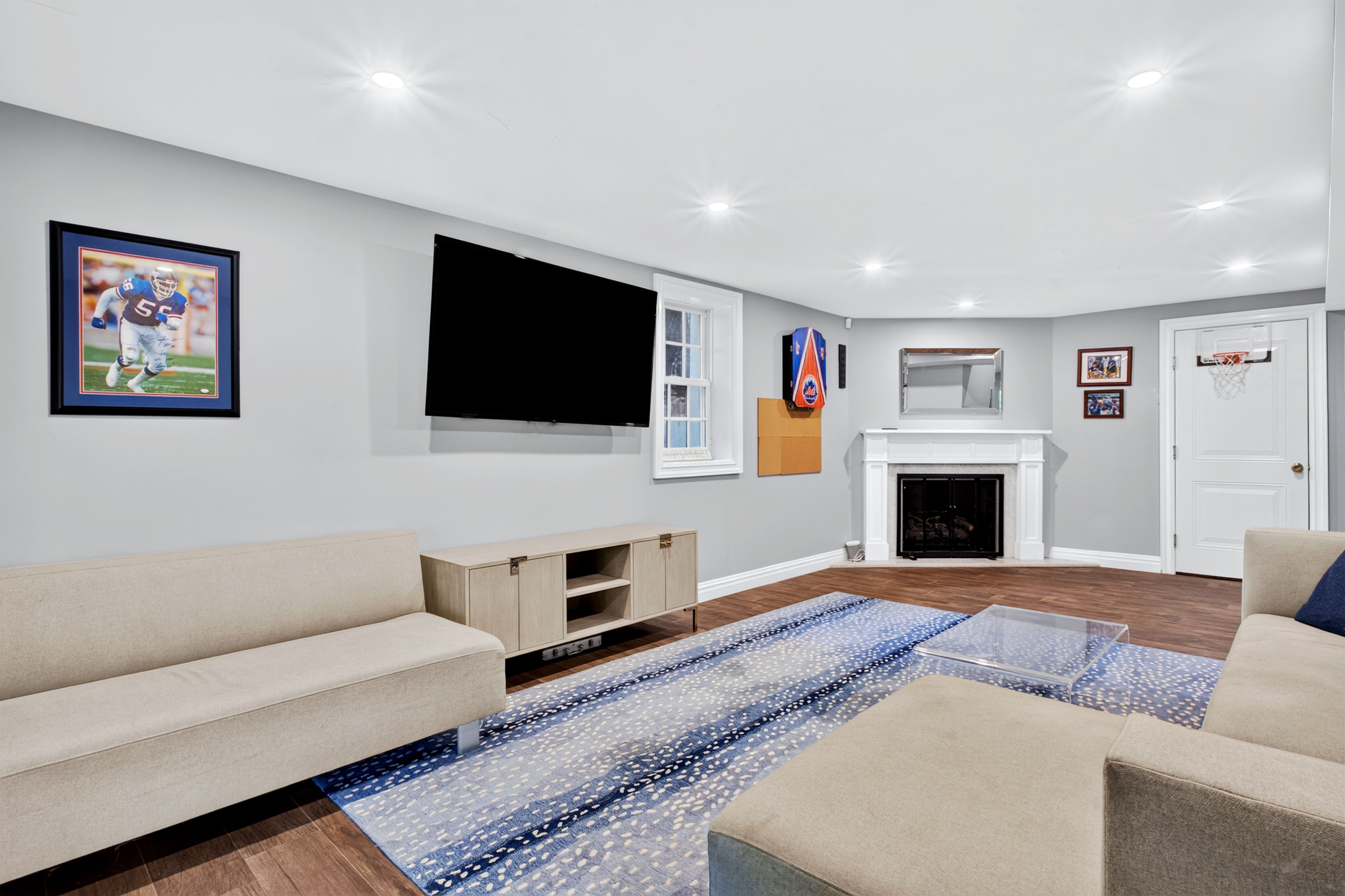  162 Manhasset Woods Road, Manhasset, NY 11030 - 物件實景