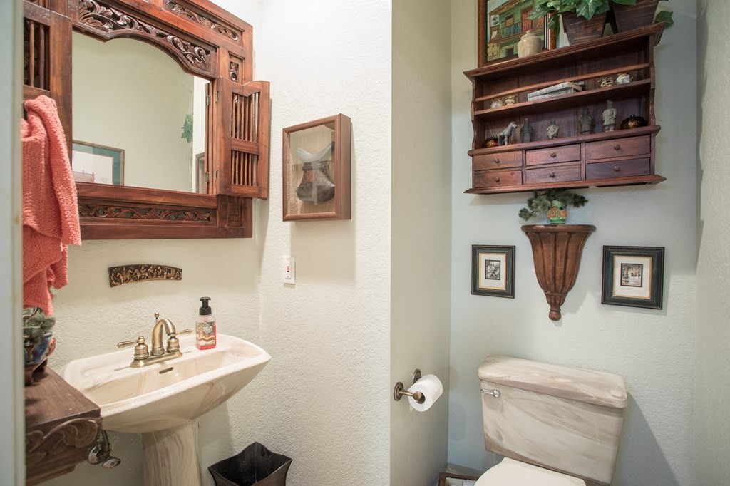 144 Shermans Mill Dr S, Ingram, Texas, 78025, United States, 3 Bedrooms Bedrooms, ,4 BathroomsBathrooms,Residential,For Sale,144 Shermans Mill Dr S,1290118