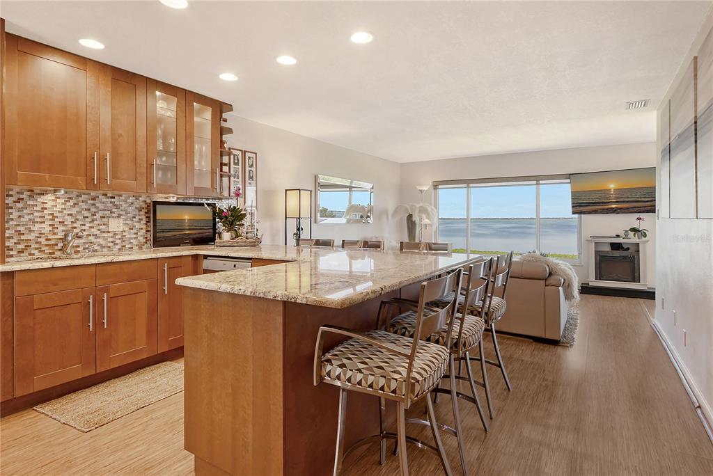 Longboat Key, Florida, 34228, United States, 2 Bedrooms Bedrooms, ,2 BathroomsBathrooms,Residential,For Sale,1857788