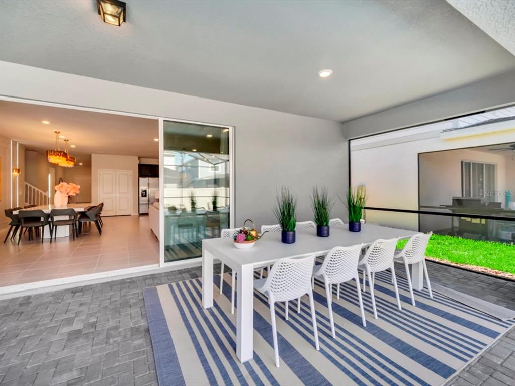 Davenport, Florida, 33897, United States, 10 Bedrooms Bedrooms, ,8 BathroomsBathrooms,Residential,For Sale,1736940