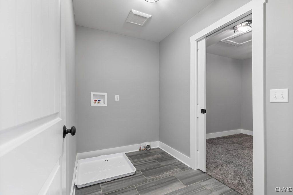 Syracuse, New York, 13215, United States, 3 Bedrooms Bedrooms, ,3 BathroomsBathrooms,Residential,For Sale,1778206
