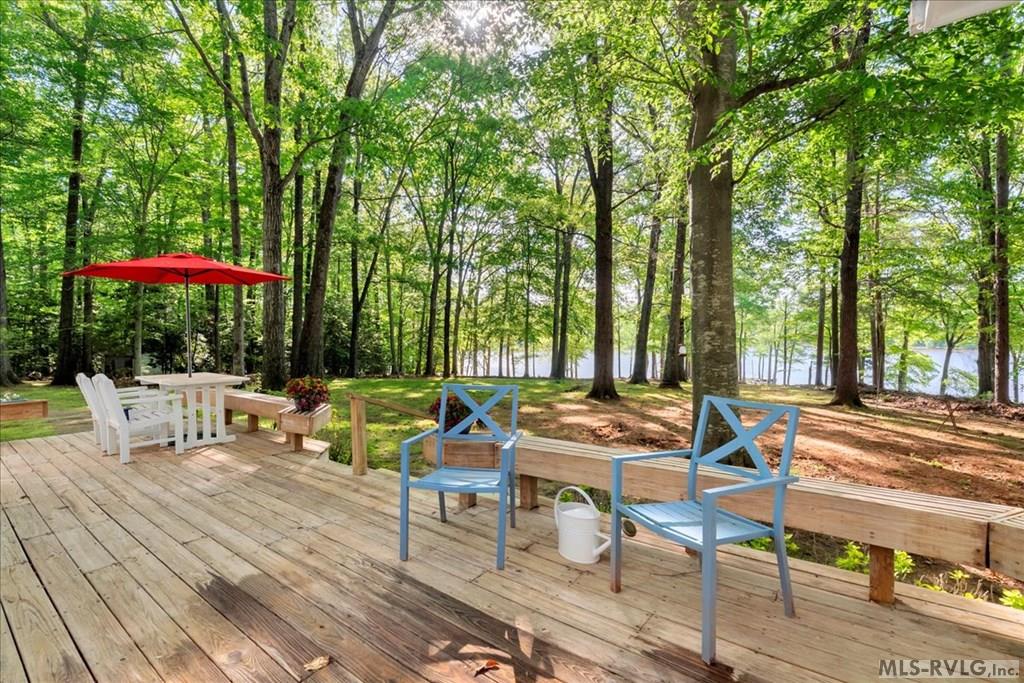 Clarksville, Virginia, 23927, United States, 3 Bedrooms Bedrooms, ,2 BathroomsBathrooms,Residential,For Sale,1805188