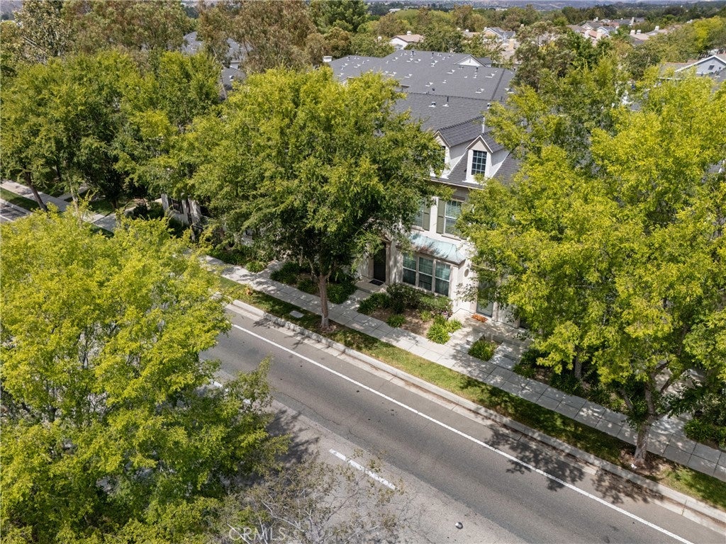 Valencia, California, 91355, United States, 3 Bedrooms Bedrooms, ,3 BathroomsBathrooms,Residential,For Sale,1941622