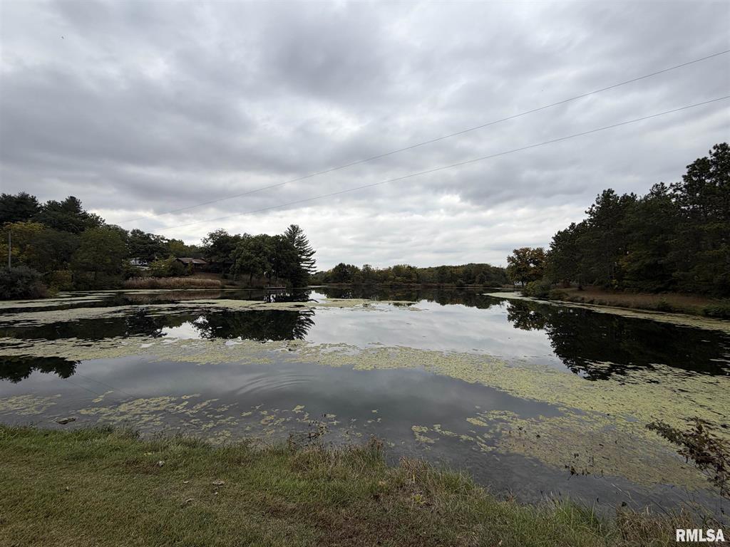 Abingdon, Illinois, 61410, United States, 3 Bedrooms Bedrooms, ,2 BathroomsBathrooms,Residential,For Sale,1976226