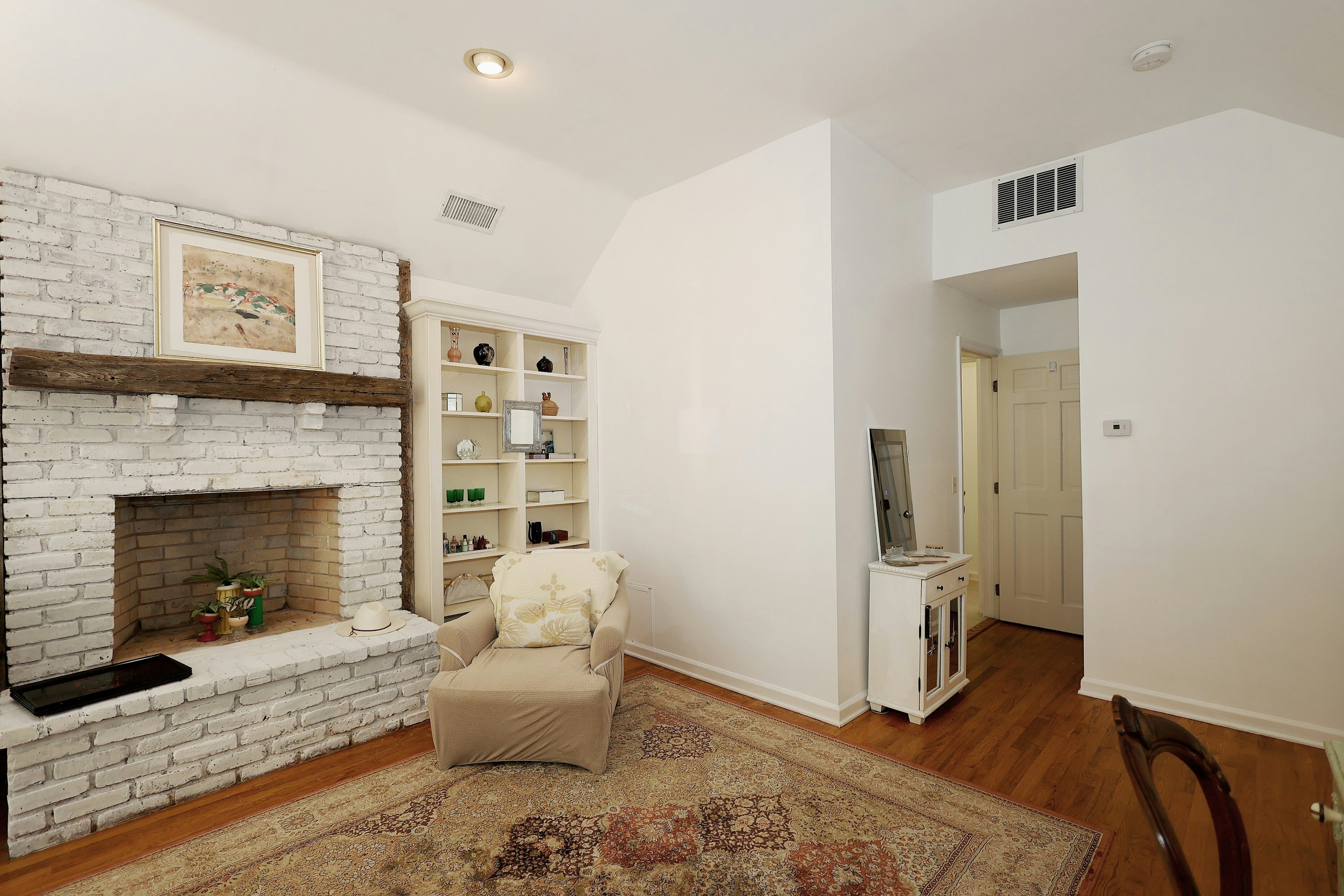  Expansive West Redding Colonial - 物件實景