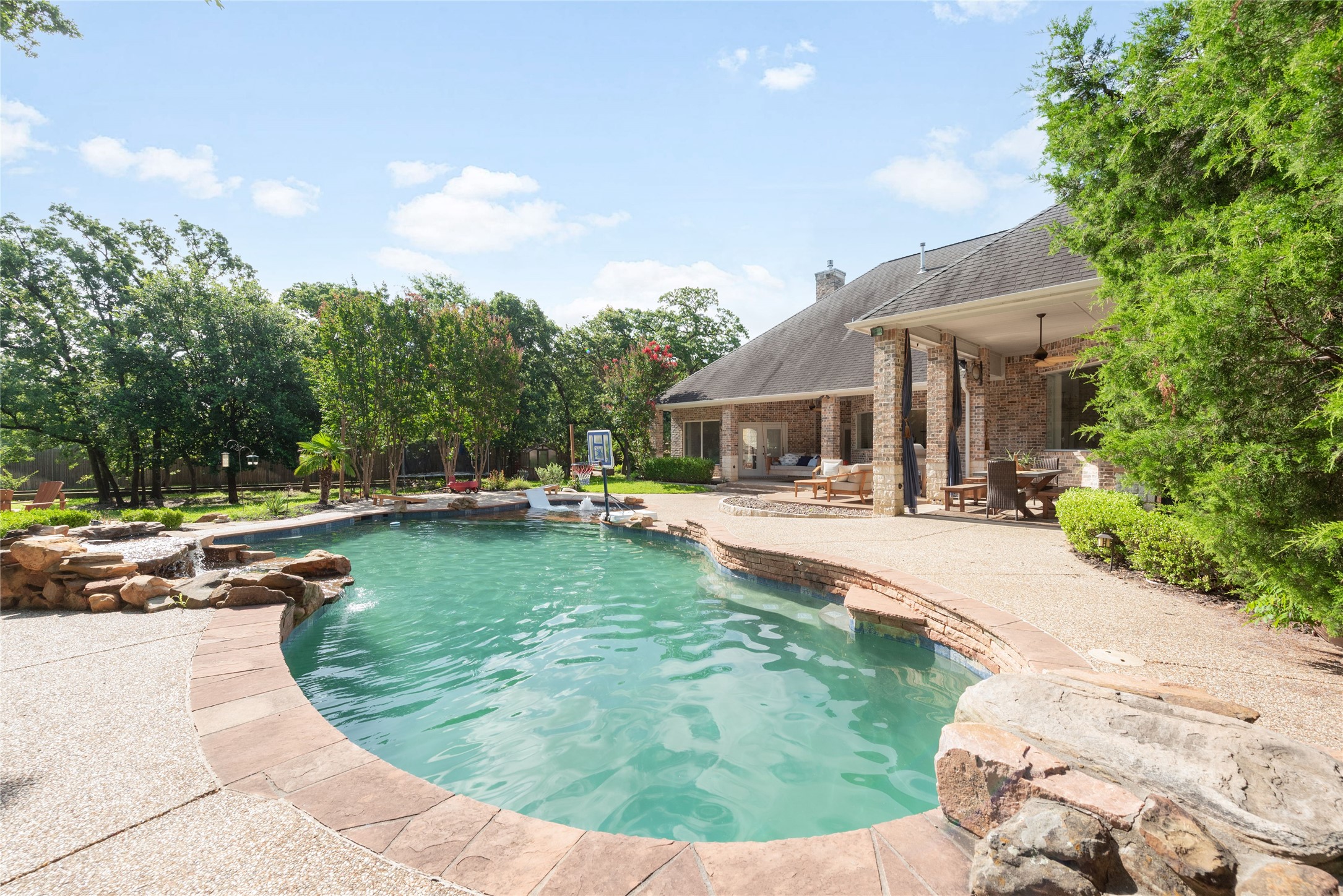 Fort Worth, Texas, 76140, United States, 4 Bedrooms Bedrooms, ,4 BathroomsBathrooms,Residential,For Sale,1857757