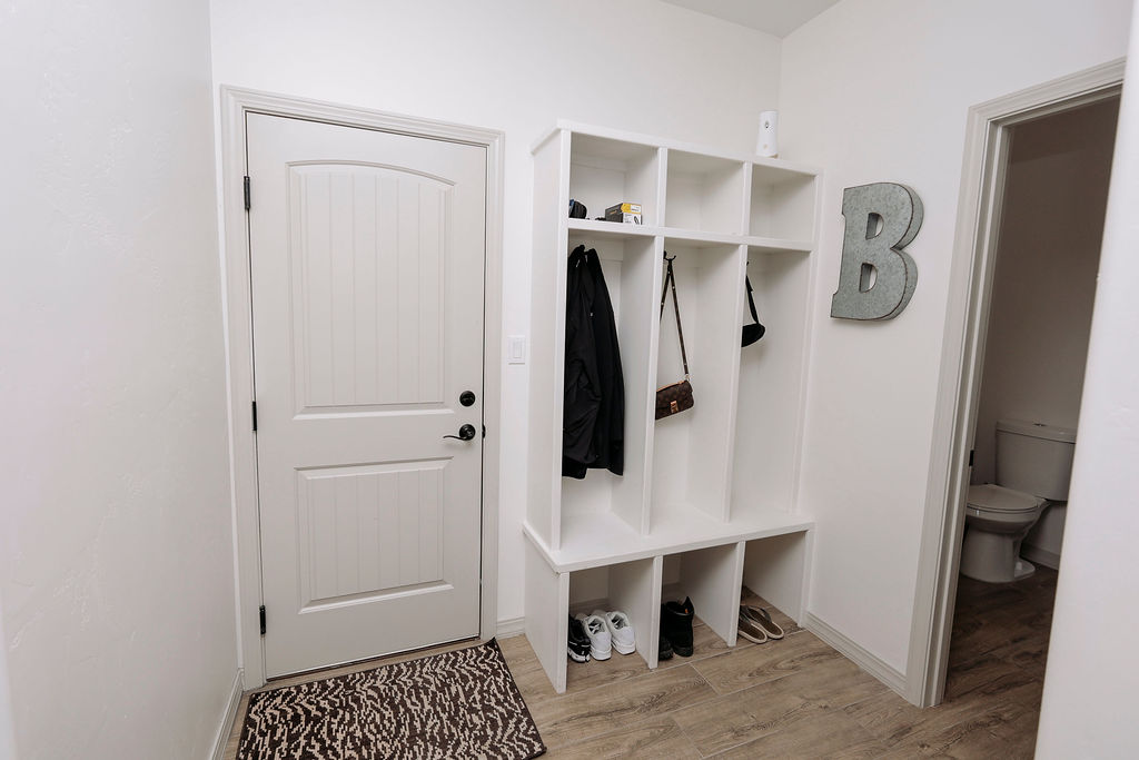 Carlsbad, New Mexico, 88220, United States, 4 Bedrooms Bedrooms, ,3 BathroomsBathrooms,Residential,For Sale,2012114