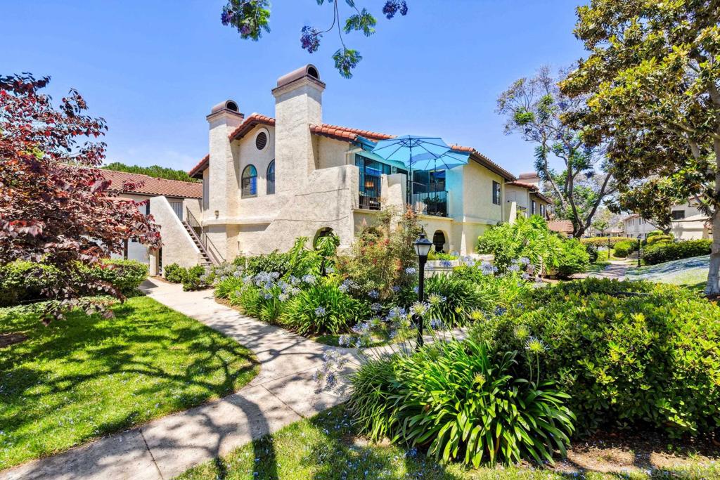 San Diego, California, 92122, United States, 2 Bedrooms Bedrooms, ,2 BathroomsBathrooms,Residential,For Sale,2002525