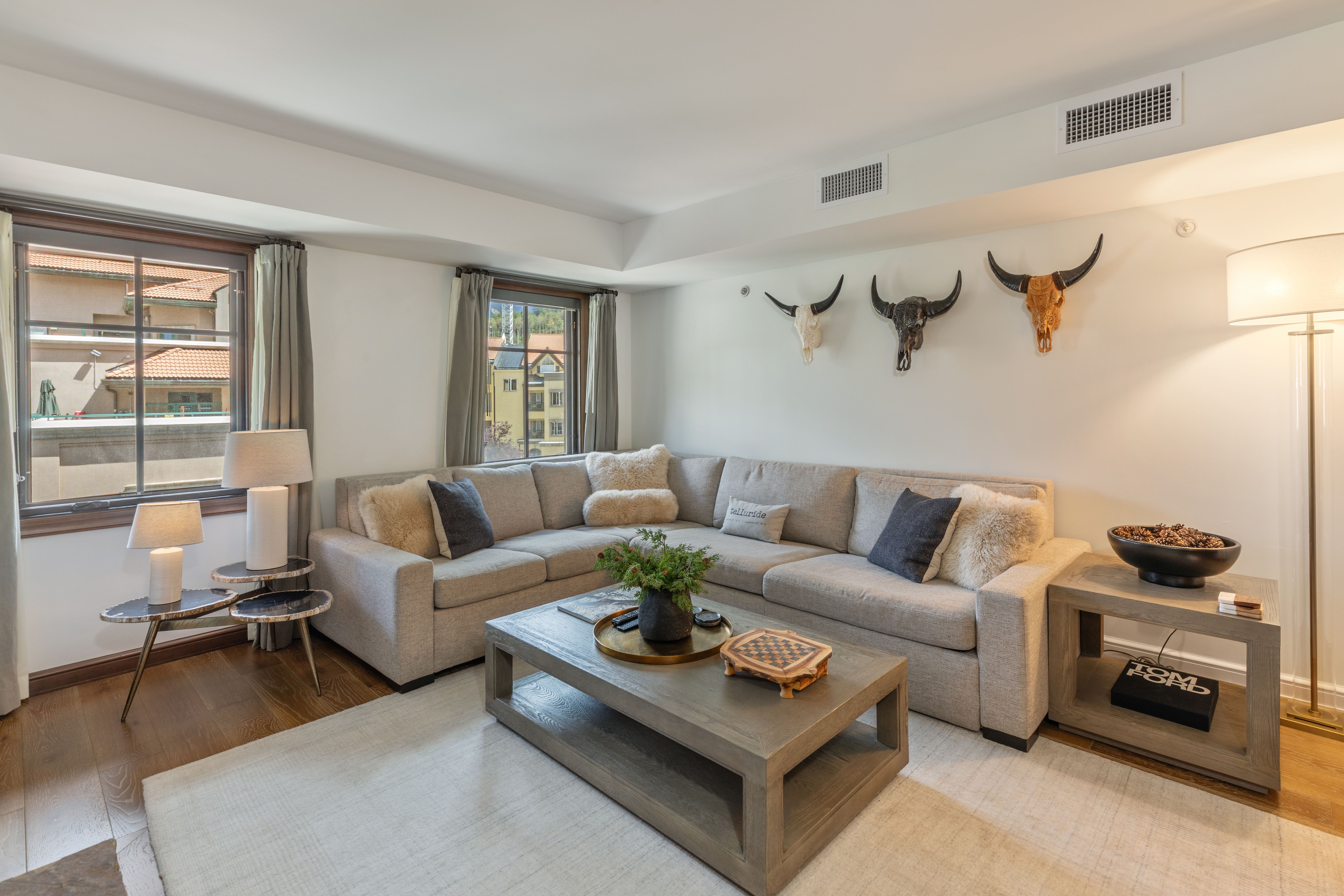 New Remodeled 2 Bedroom Condo in The Madeline - 物件實景