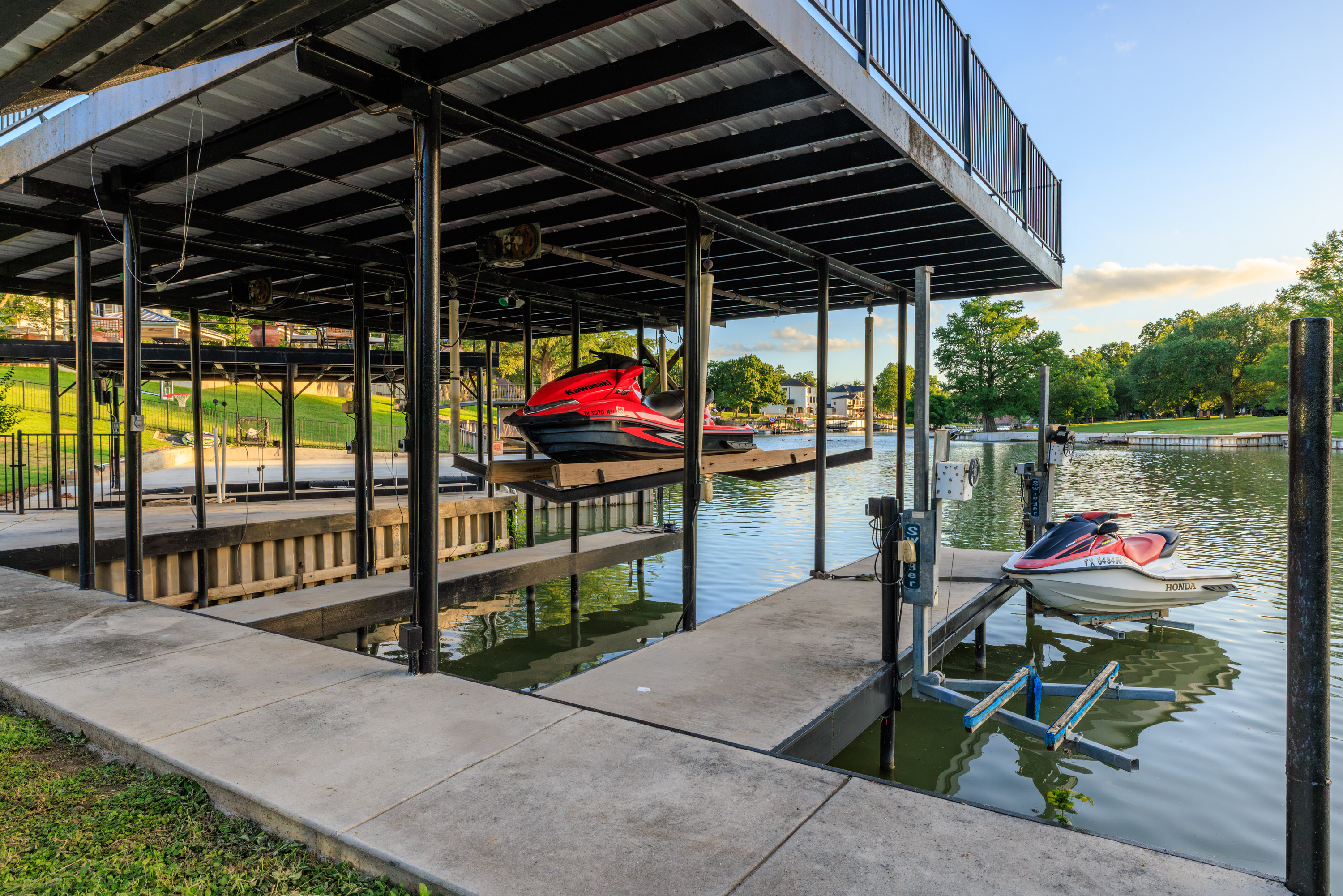  Premier Lake McQueeney Residence - 物件實景