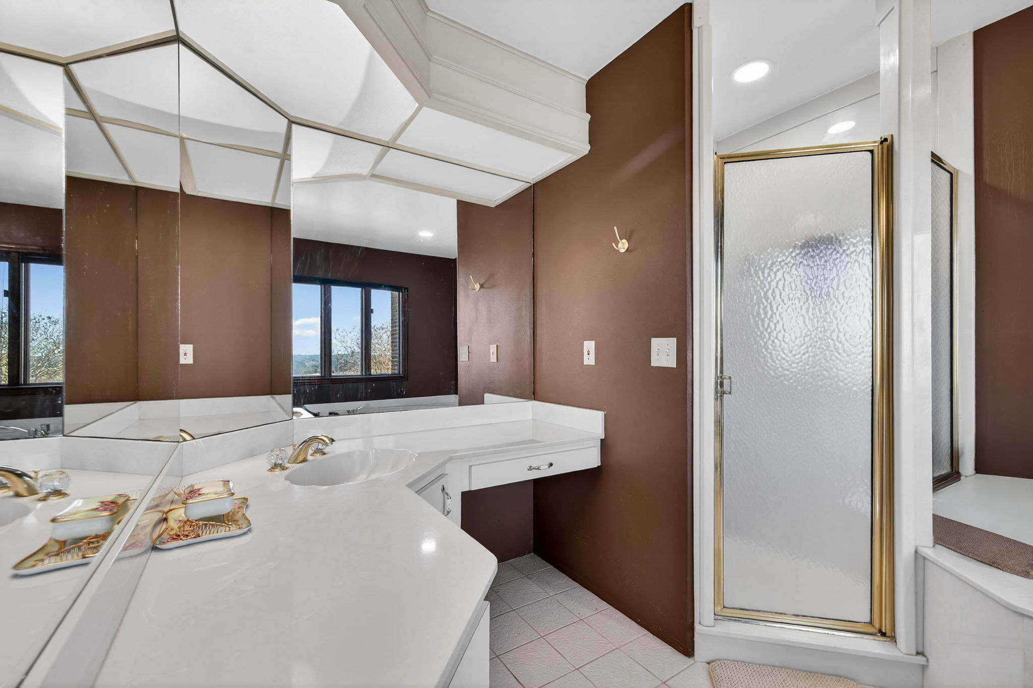 Dade City, Florida, 33525, United States, 4 Bedrooms Bedrooms, ,4 BathroomsBathrooms,Residential,For Sale,2012109