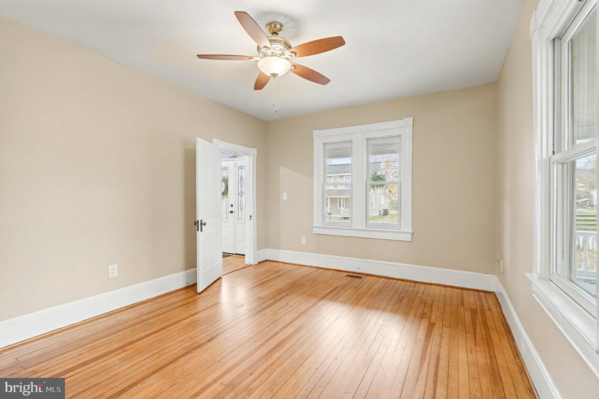 Indian Head, Maryland, 20640, United States, 5 Bedrooms Bedrooms, ,3 BathroomsBathrooms,Residential,For Sale,1998717