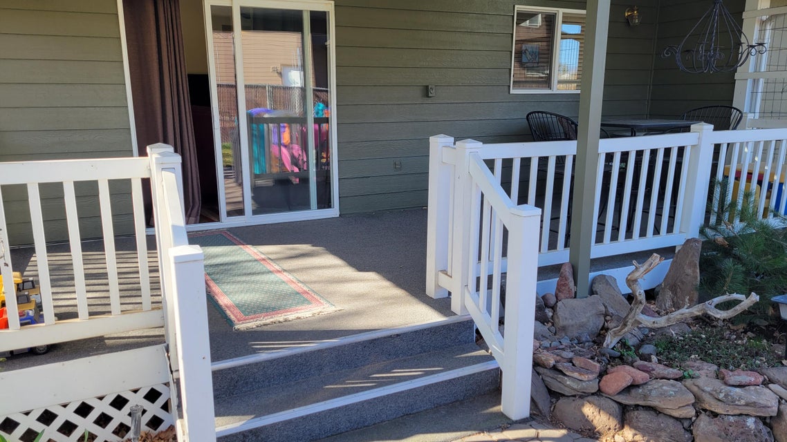 Prineville, Oregon, 97754, United States, 3 Bedrooms Bedrooms, ,2 BathroomsBathrooms,Residential,For Sale,1901571