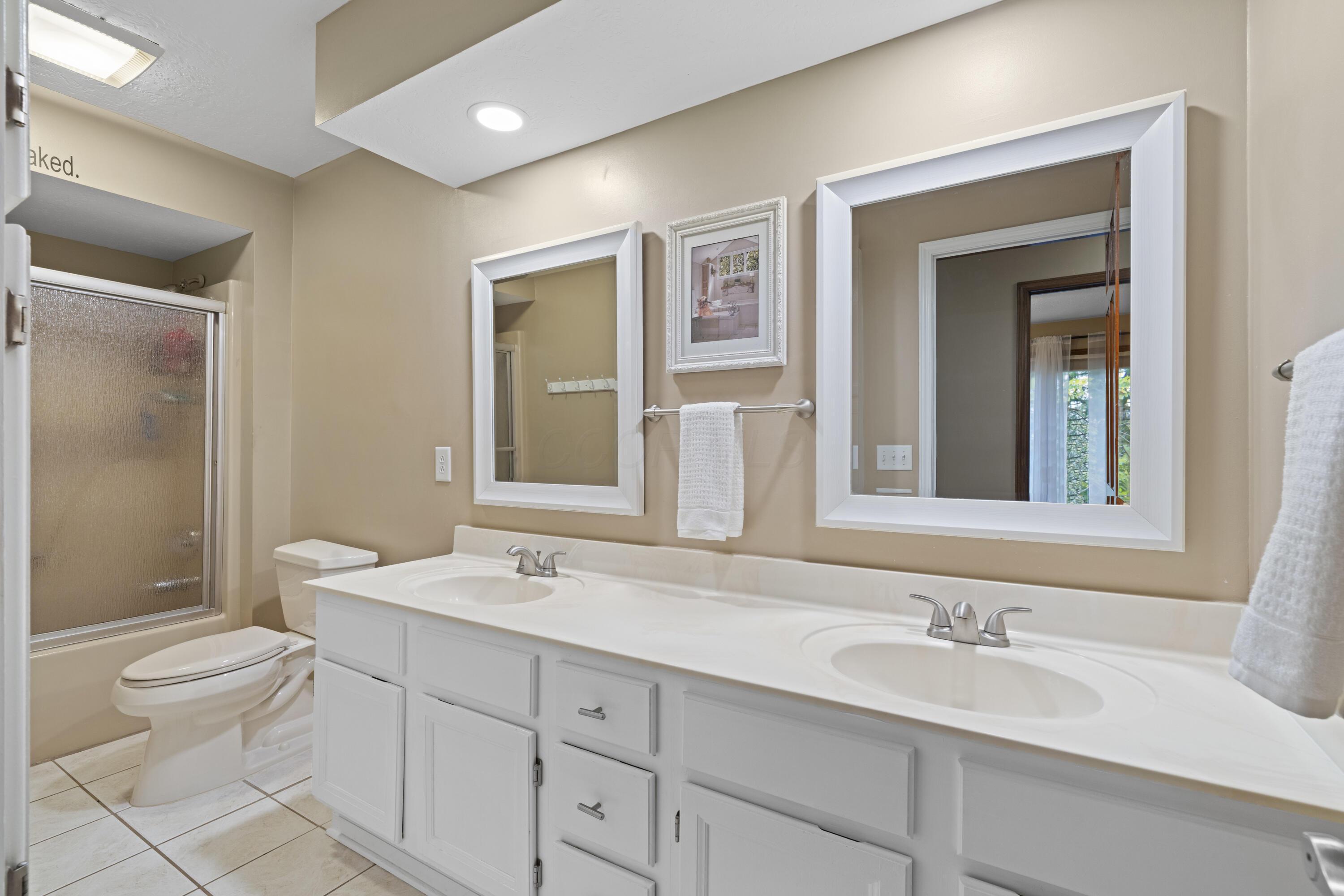 Columbus, Ohio, 43230, United States, 4 Bedrooms Bedrooms, ,4 BathroomsBathrooms,Residential,For Sale,1970472