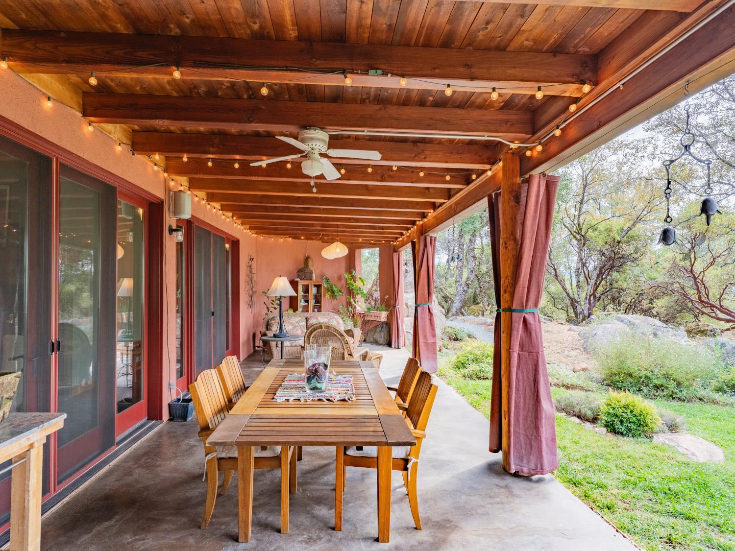 Nevada City, California, 95959, United States, 3 Bedrooms Bedrooms, ,3 BathroomsBathrooms,Residential,For Sale,1987910