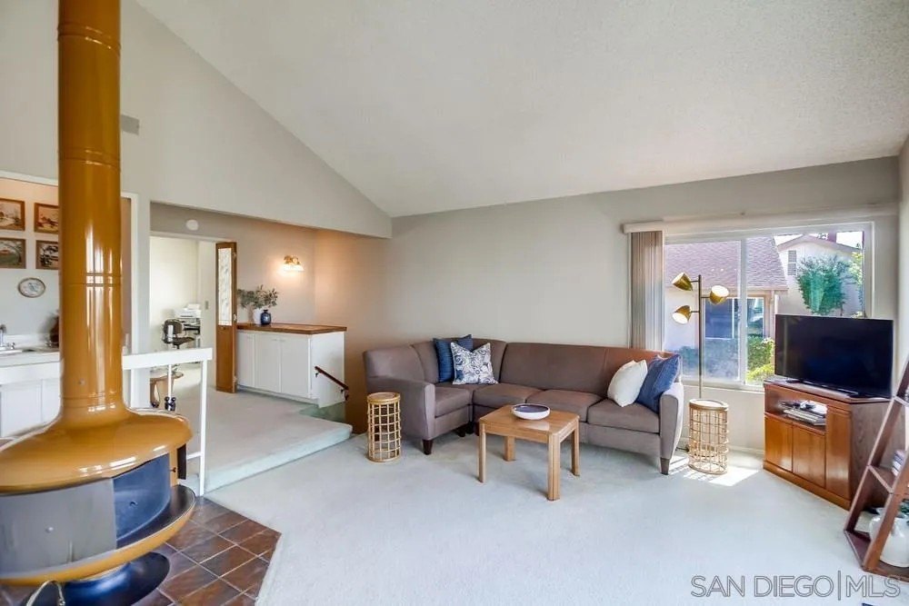 La Mesa, California, 91942, United States, 2 Bedrooms Bedrooms, ,1 BathroomBathrooms,Residential,For Sale,1973121